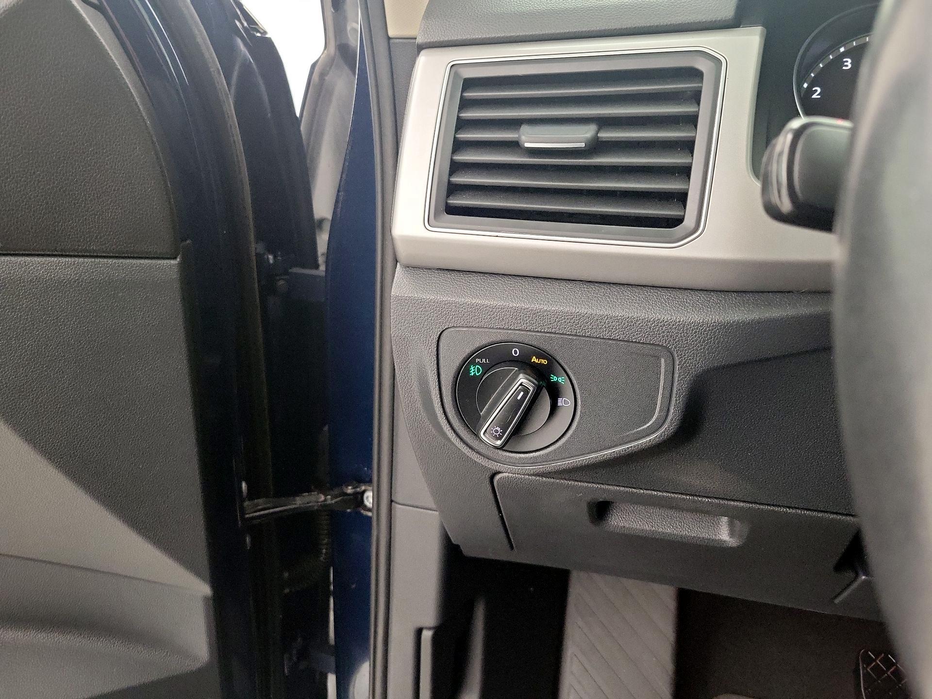 Thumbnail: 2019 Volkswagen Atlas - 13