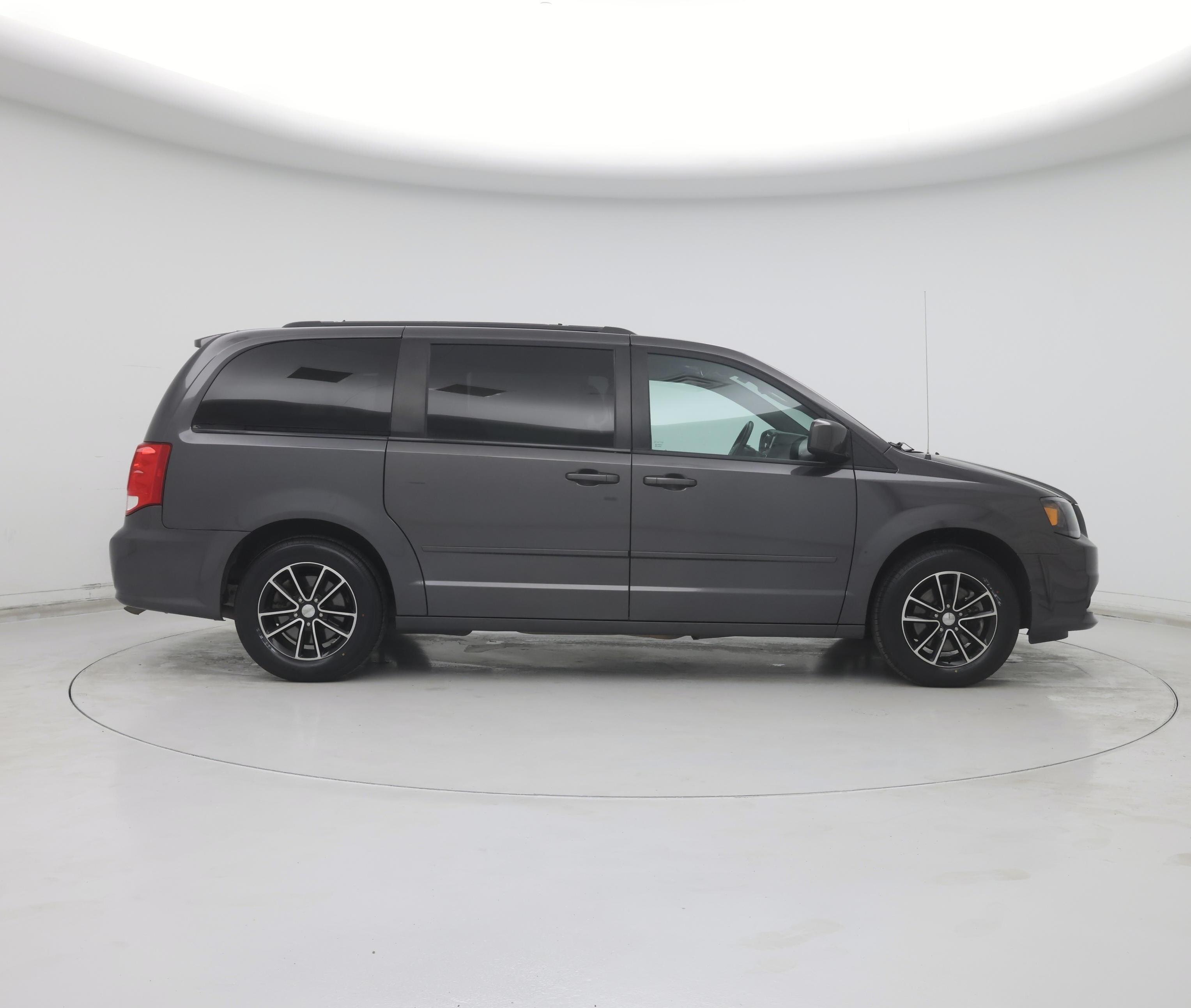 Thumbnail: 2017 Dodge Grand Caravan - 7