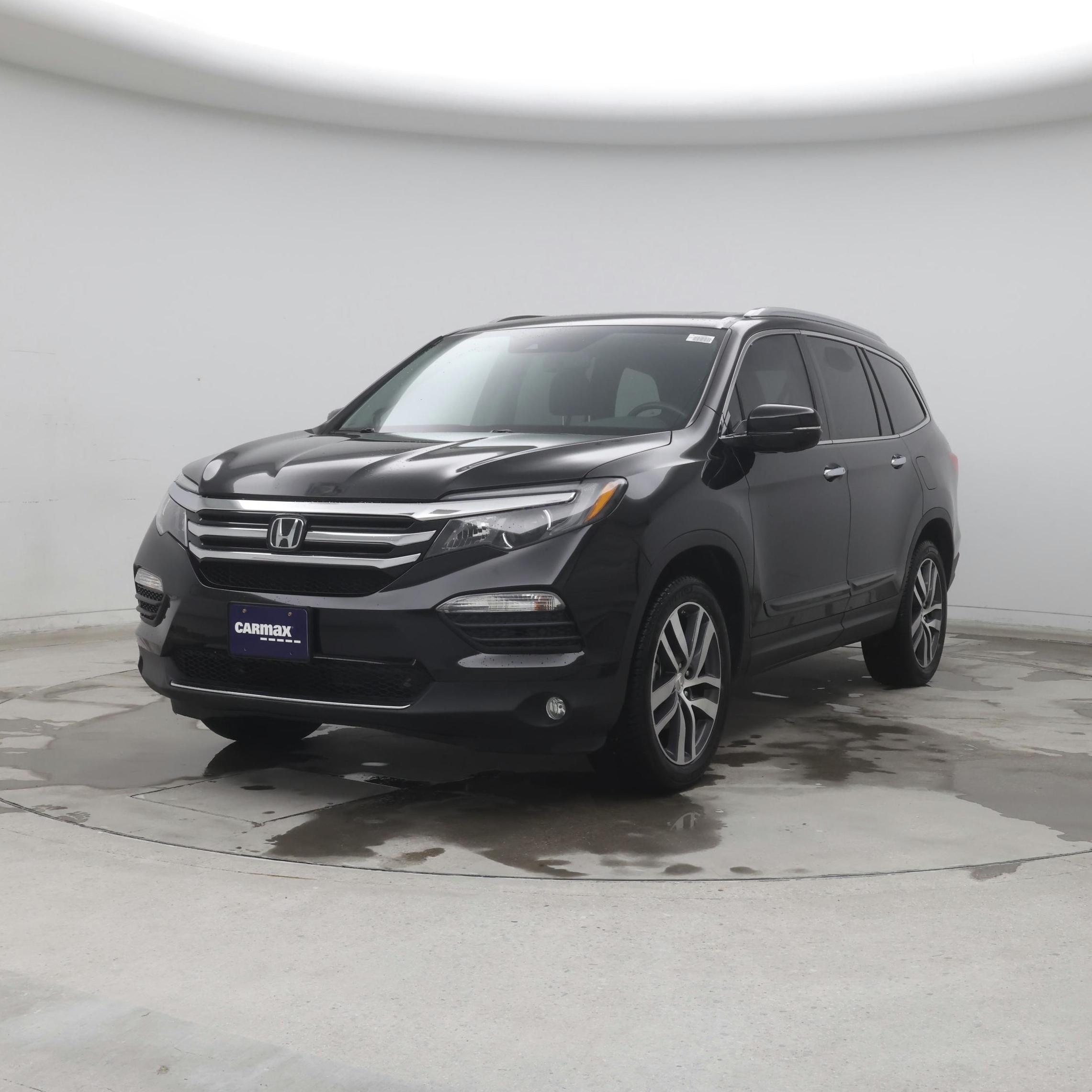 Thumbnail: 2017 Honda Pilot - 4