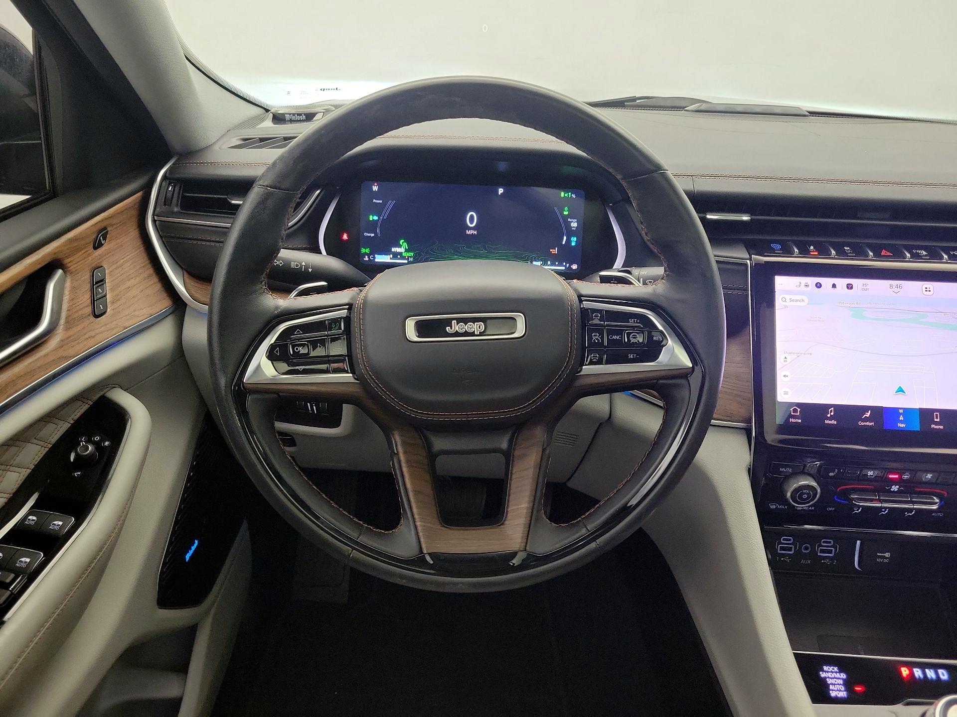 Thumbnail: 2022 Jeep Grand Cherokee - 10