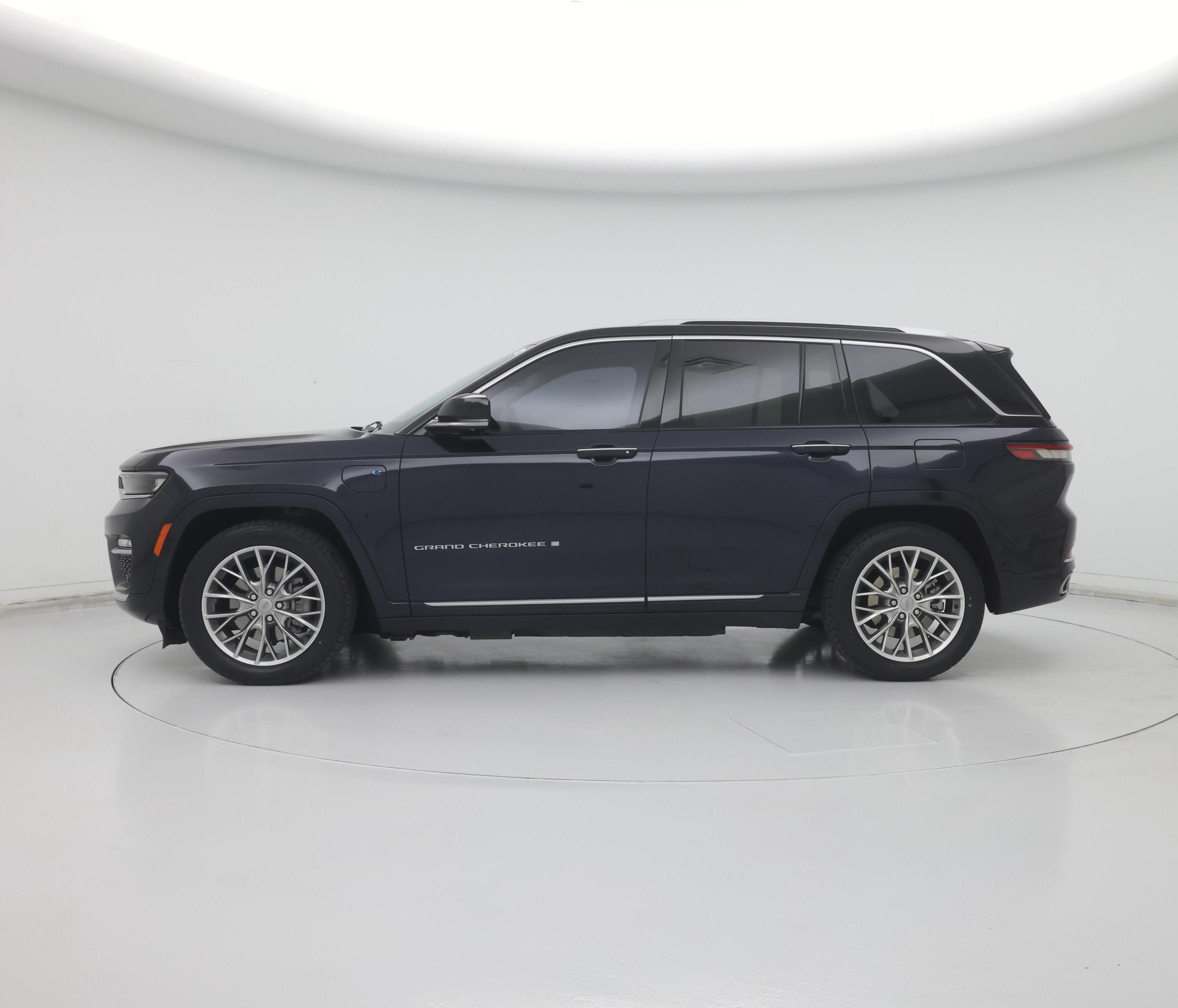 Thumbnail: 2022 Jeep Grand Cherokee - 3