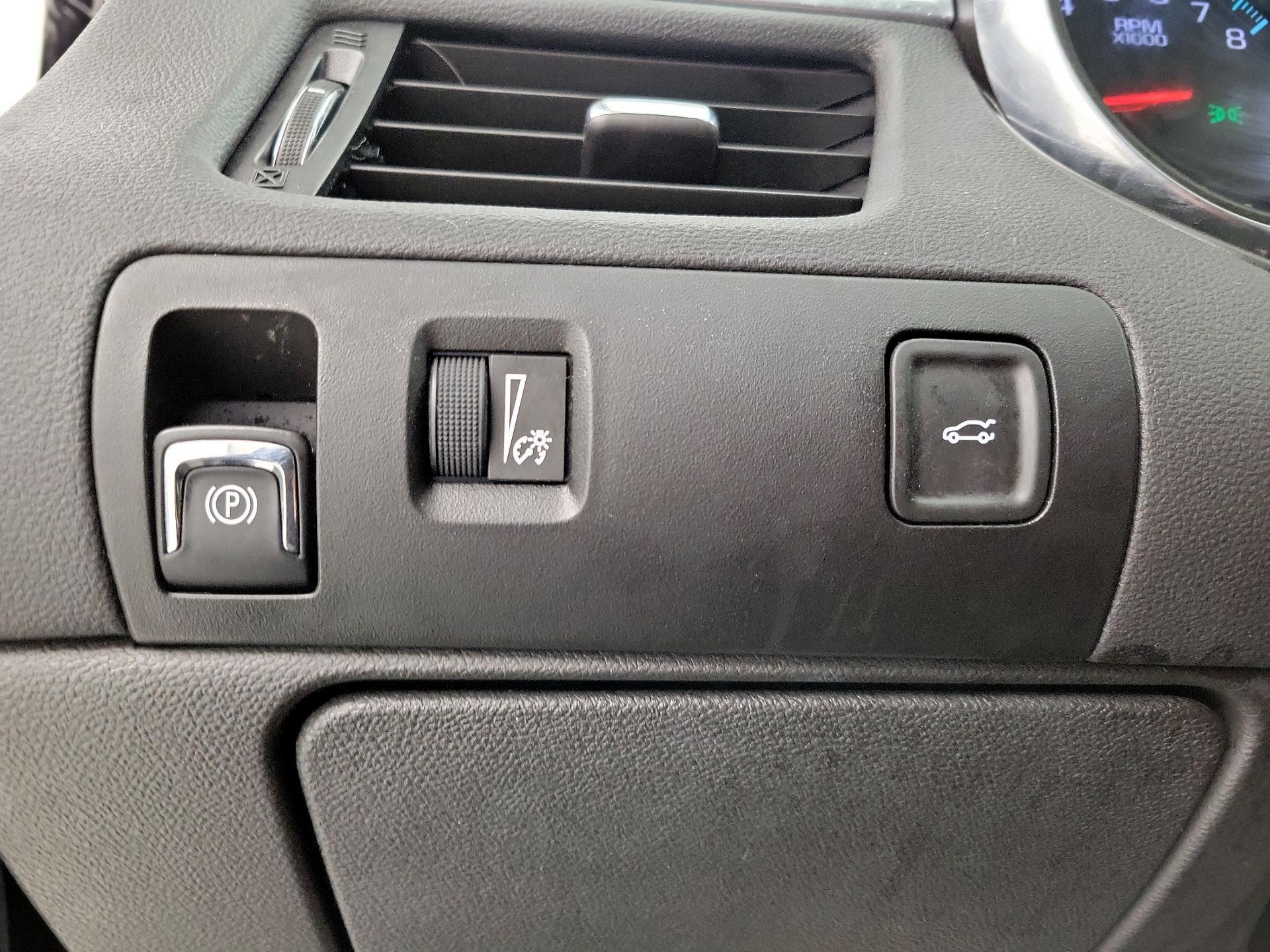 Thumbnail: 2015 Chevrolet Impala - 13