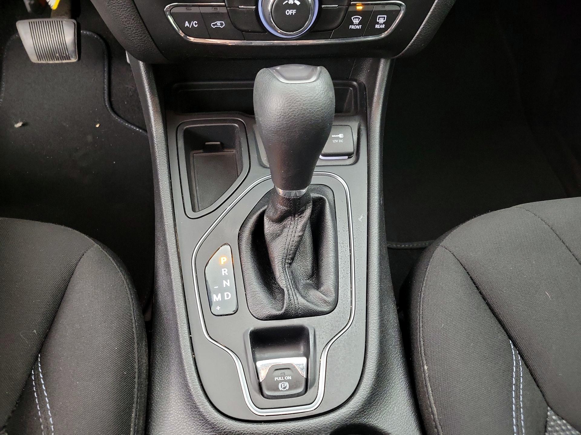 Thumbnail: 2020 Jeep Cherokee - 17