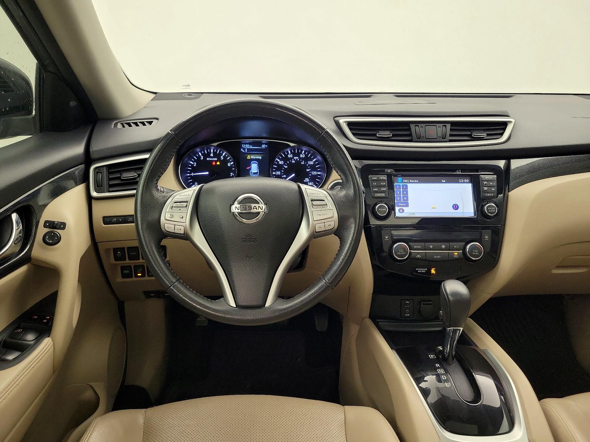 Thumbnail: 2016 Nissan Rogue - 10