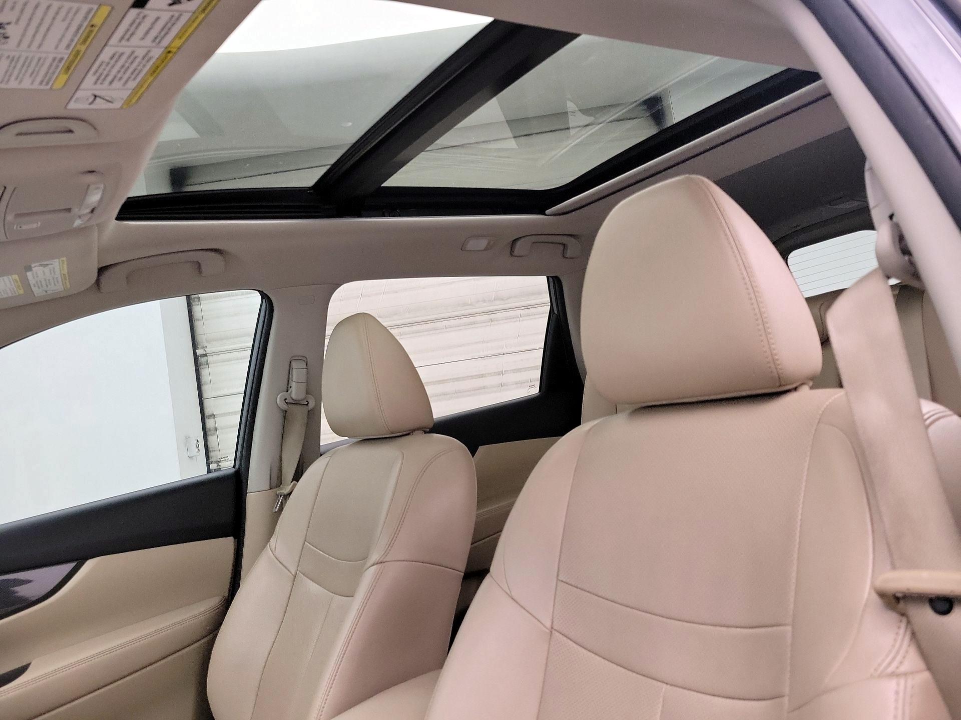 Thumbnail: 2016 Nissan Rogue - 20