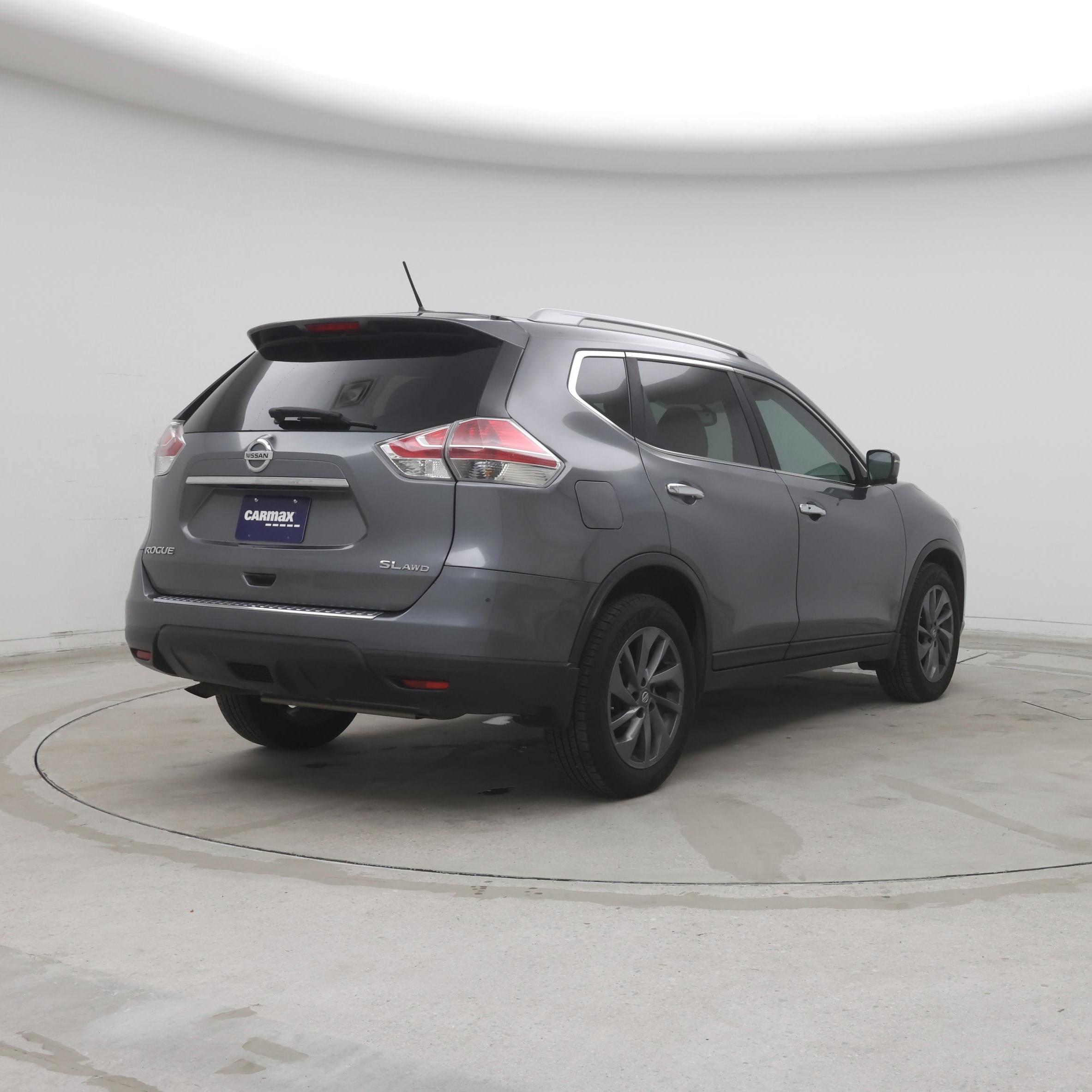 Thumbnail: 2016 Nissan Rogue - 8
