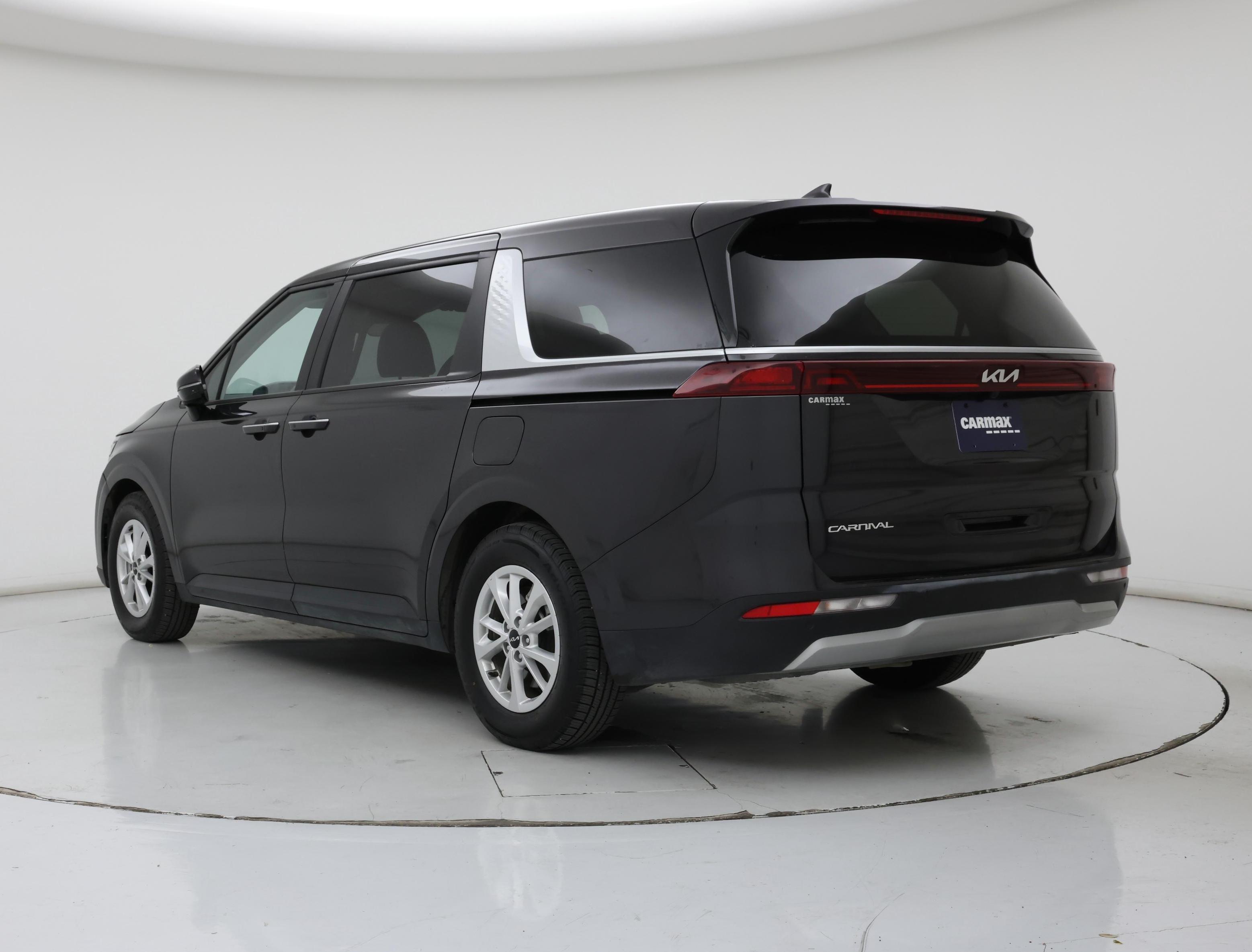Thumbnail: 2024 Kia Carnival - 2