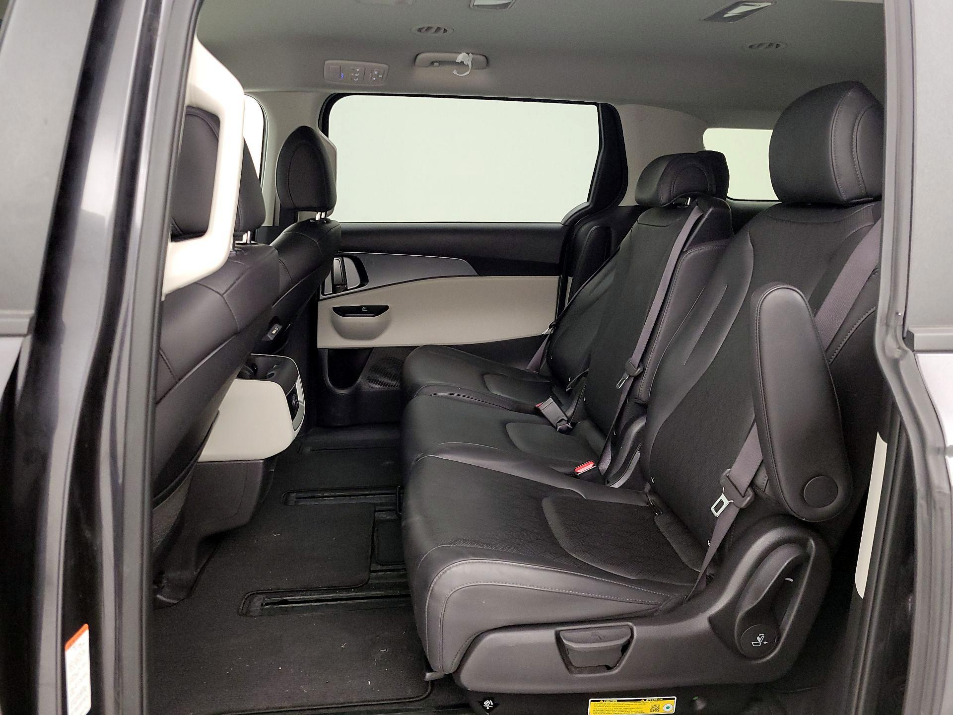 Thumbnail: 2024 Kia Carnival - 19