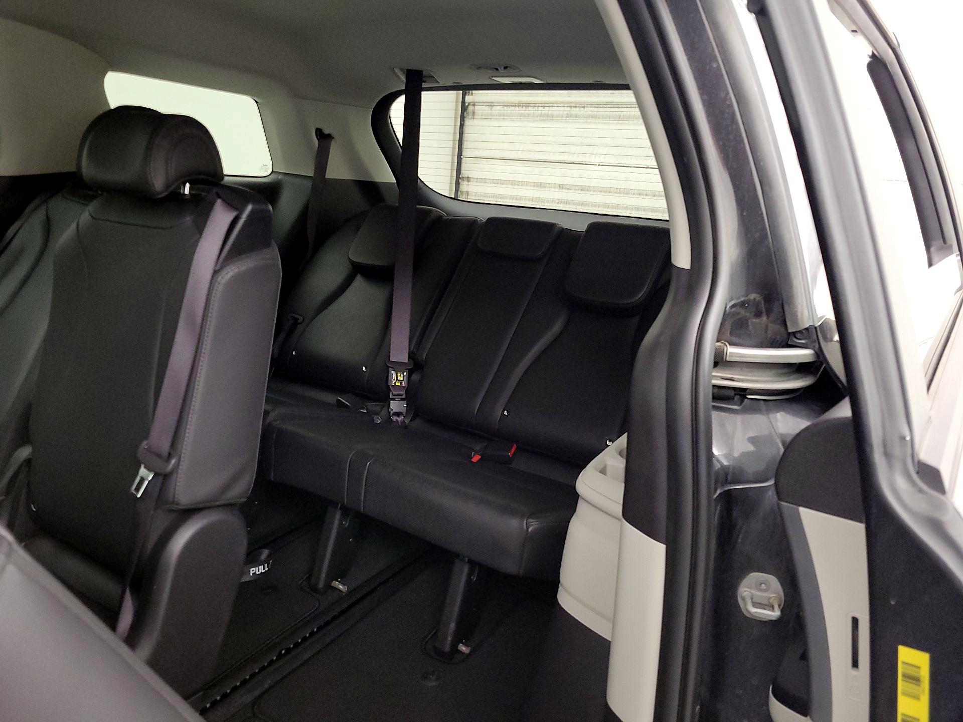 Thumbnail: 2024 Kia Carnival - 20