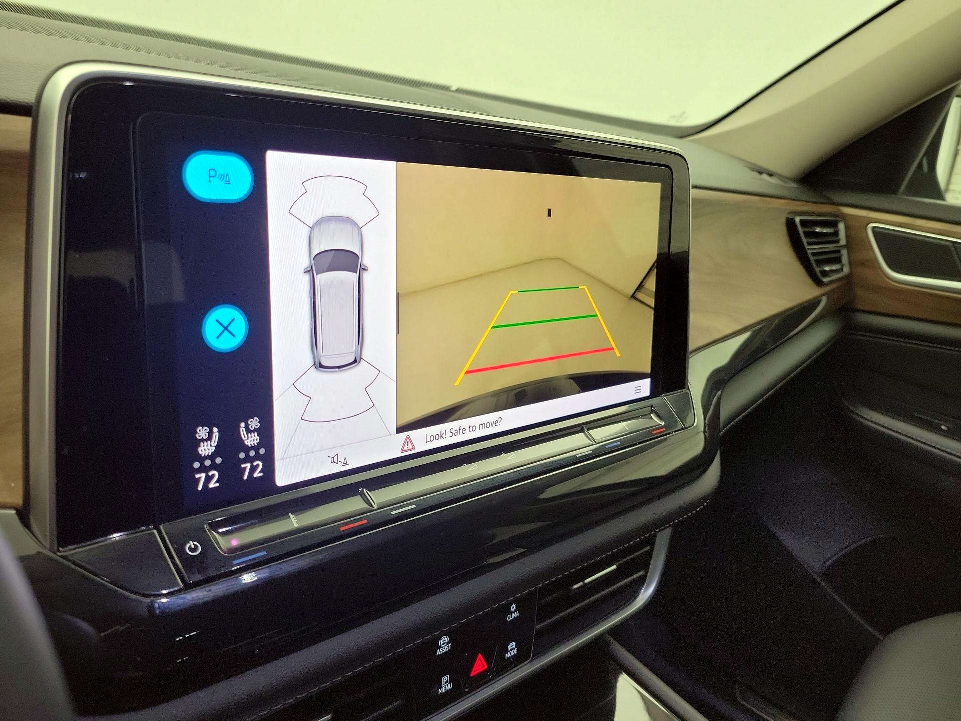 Thumbnail: 2024 Volkswagen Atlas - 15