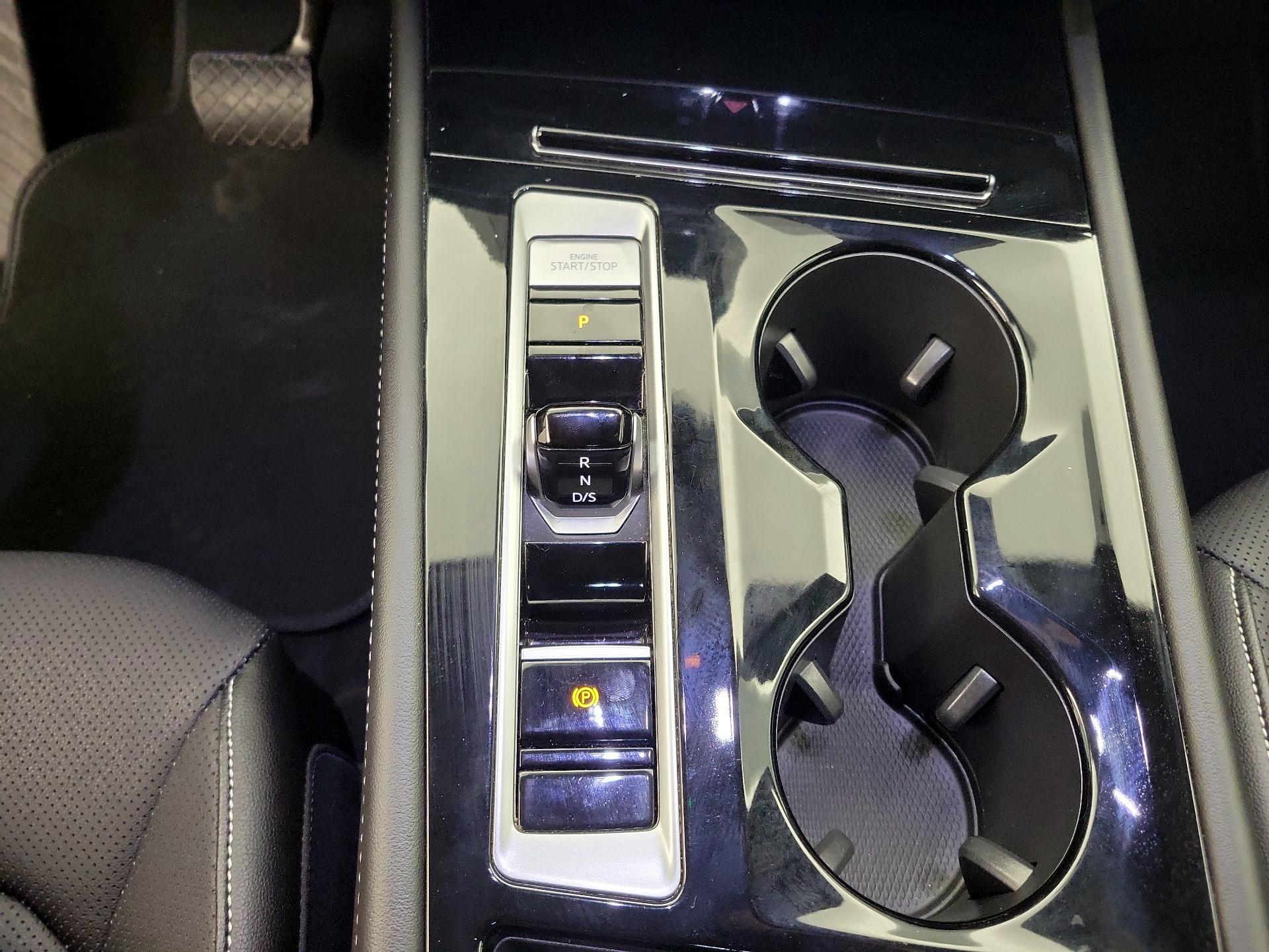 Thumbnail: 2024 Volkswagen Atlas - 18