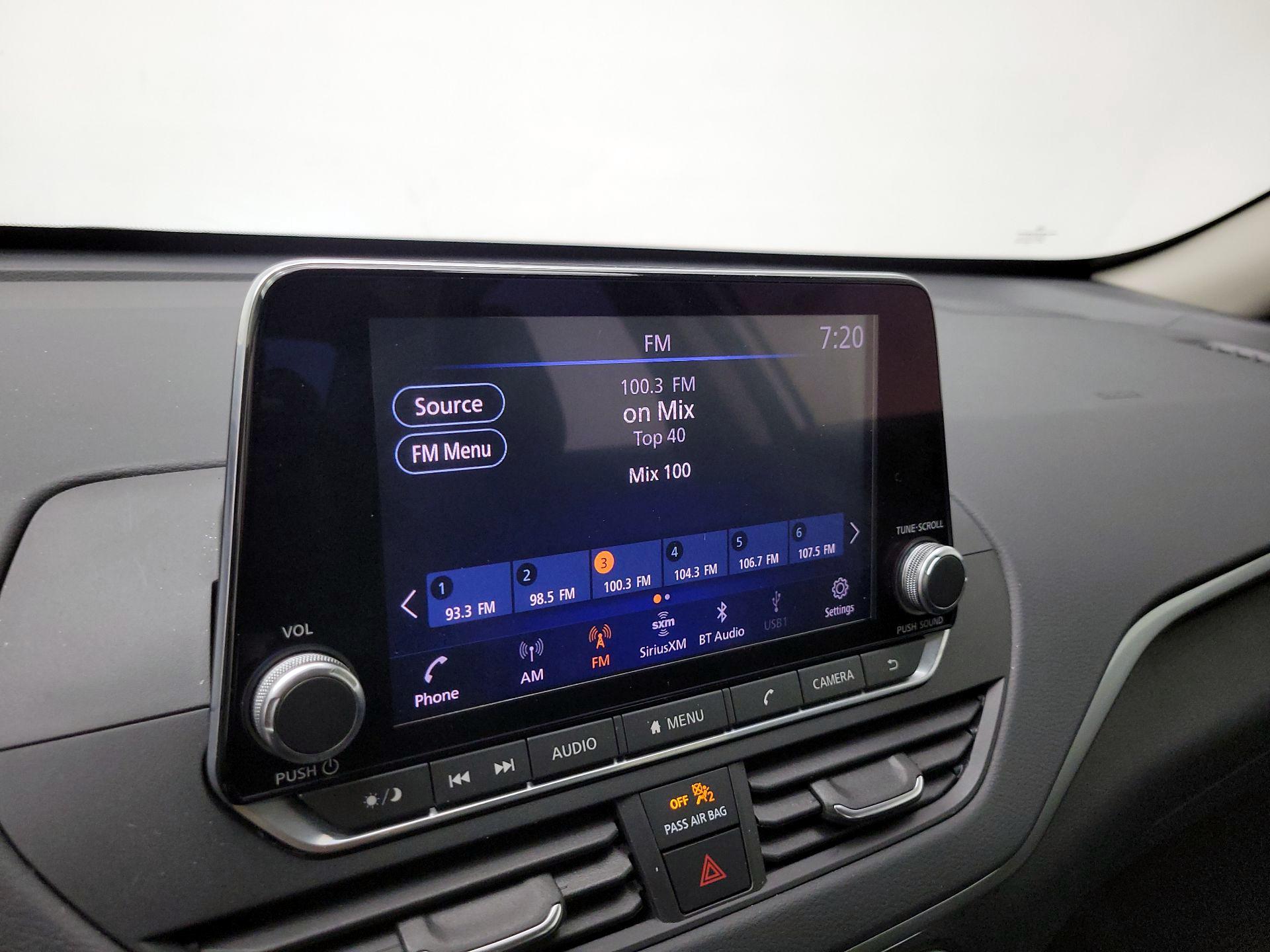 Thumbnail: 2022 Nissan Altima - 15