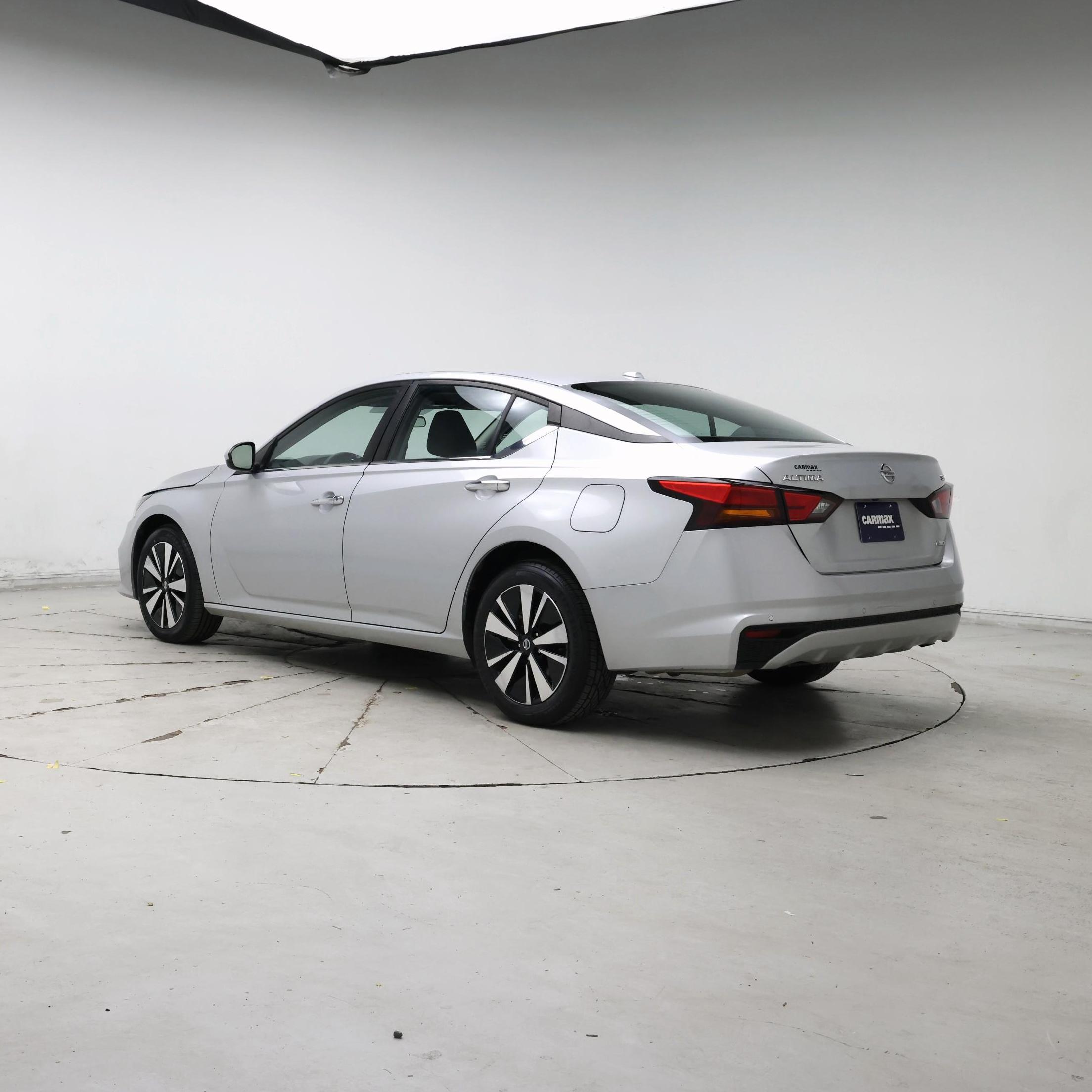 Thumbnail: 2022 Nissan Altima - 2