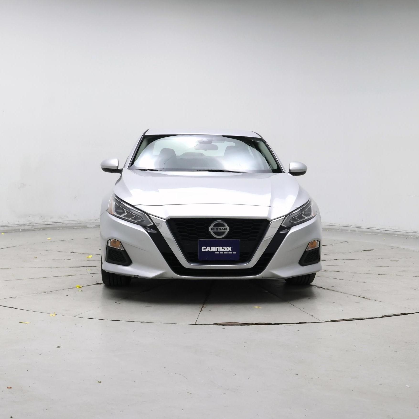 Thumbnail: 2022 Nissan Altima - 5