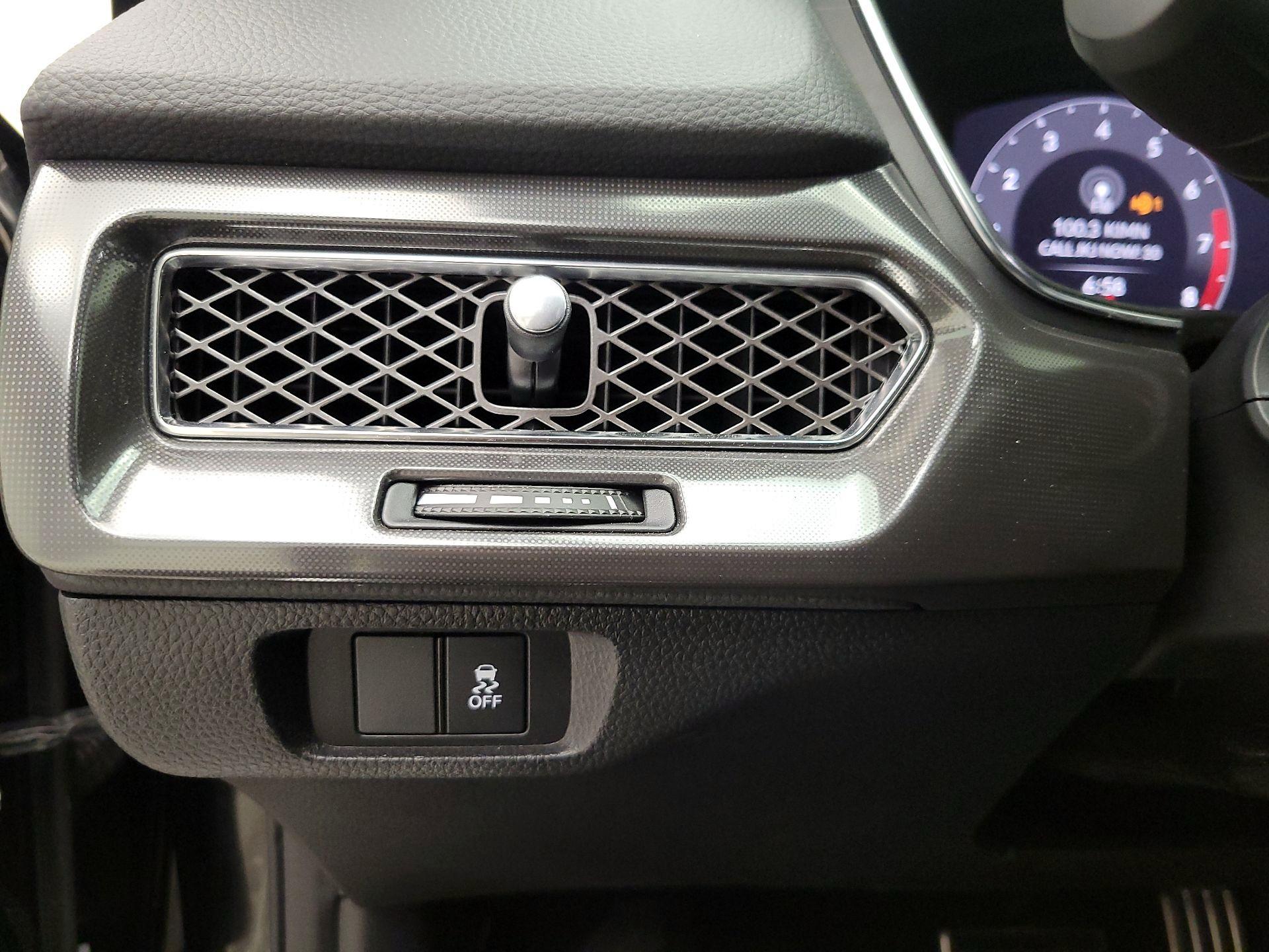 Thumbnail: 2025 Acura Integra - 13