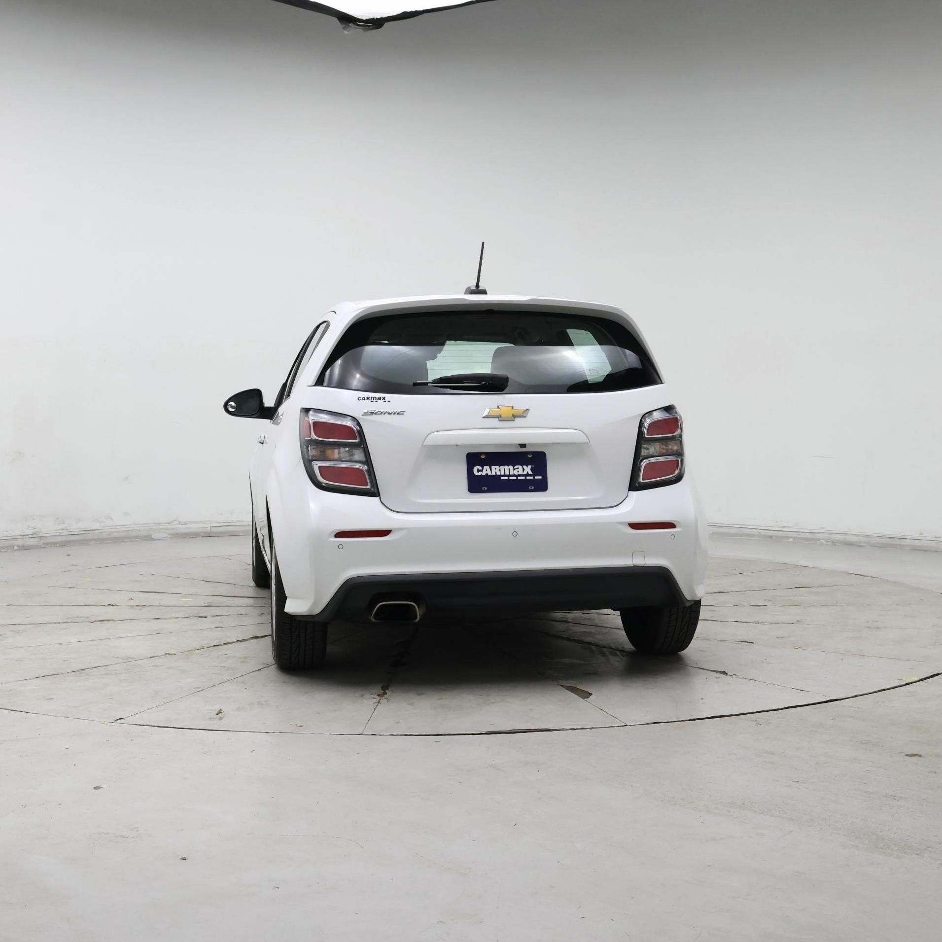 Thumbnail: 2020 Chevrolet Sonic - 6