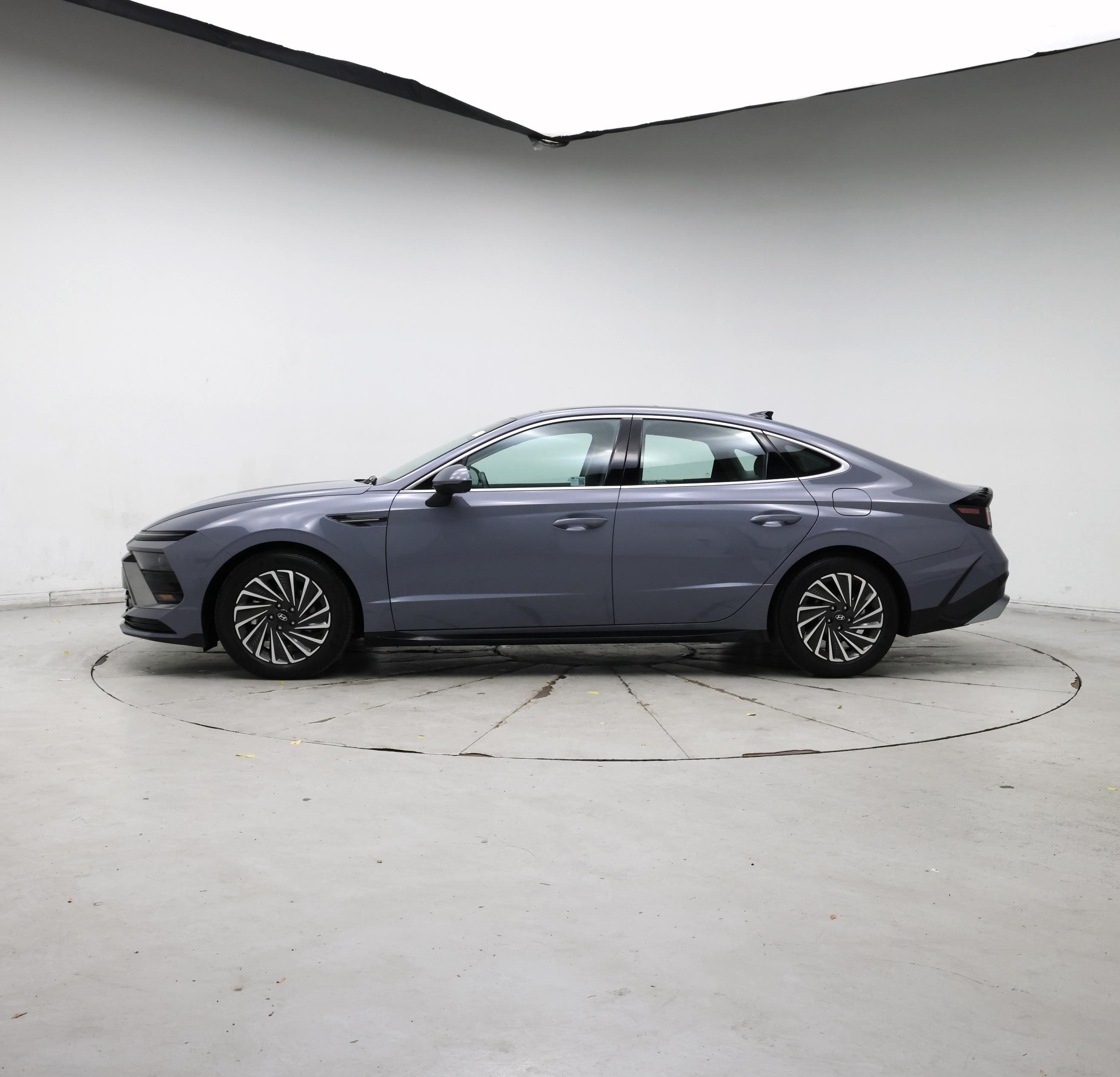 Thumbnail: 2024 Hyundai Sonata - 3