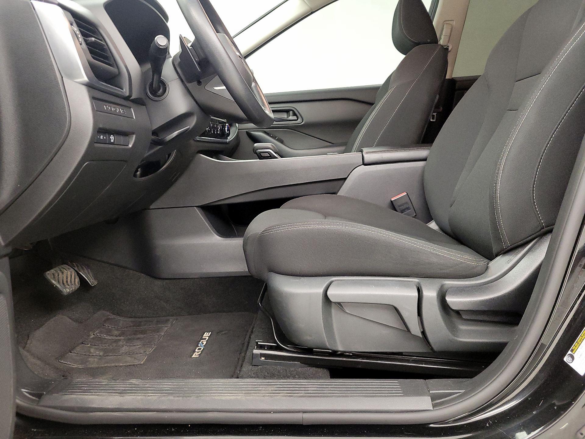 Thumbnail: 2024 Nissan Rogue - 11