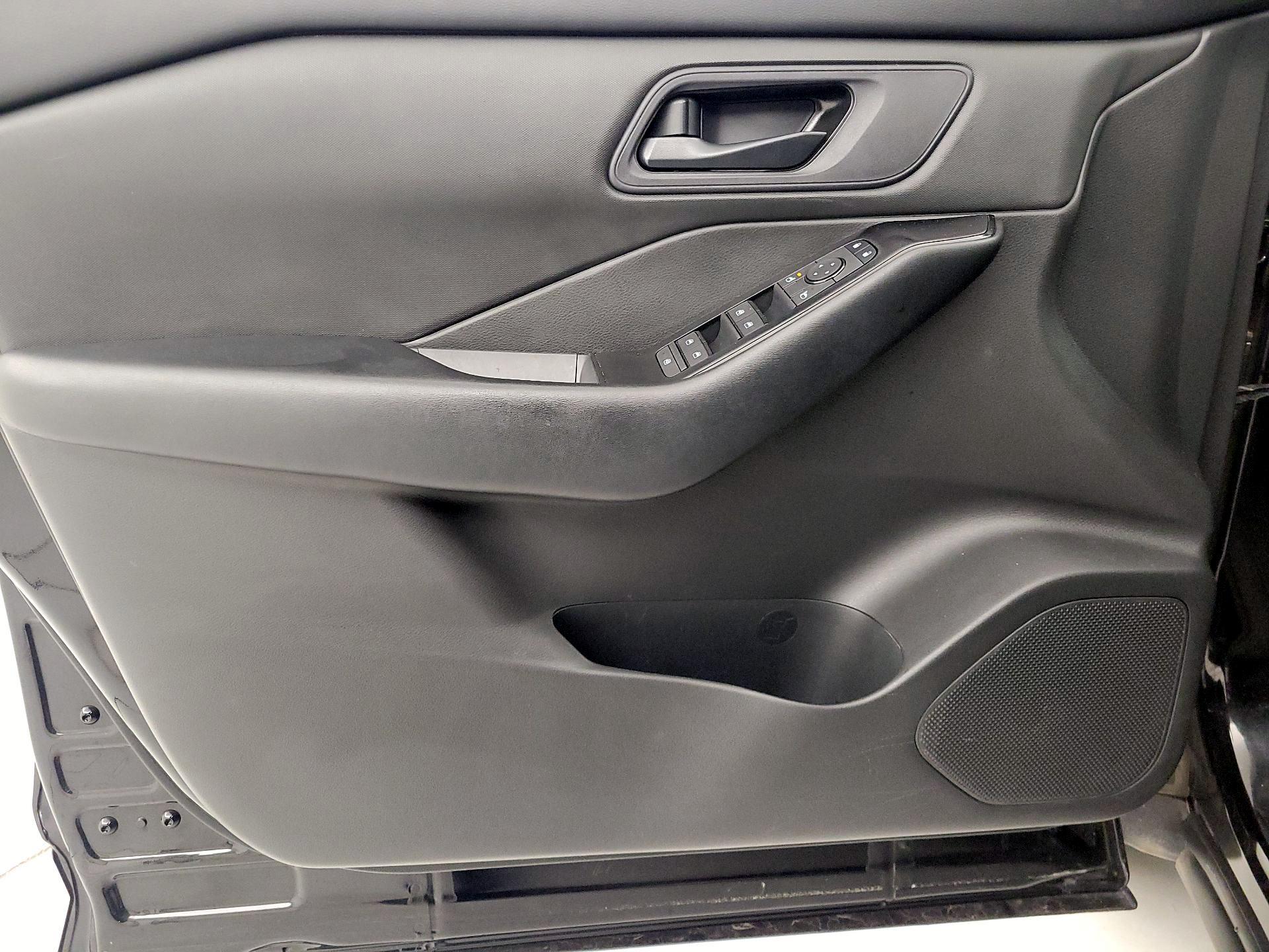 Thumbnail: 2024 Nissan Rogue - 12