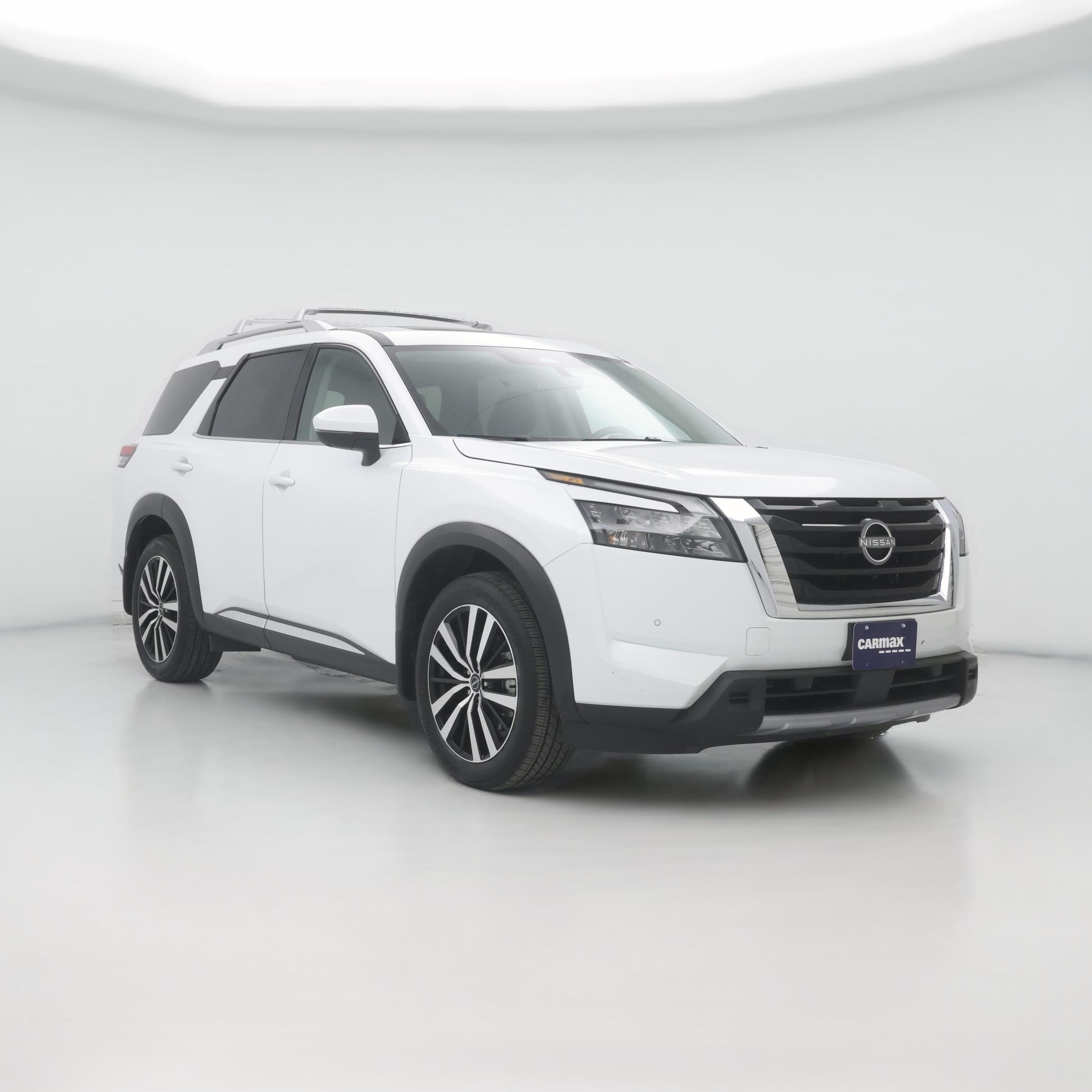 Thumbnail: 2025 Nissan Pathfinder - 1