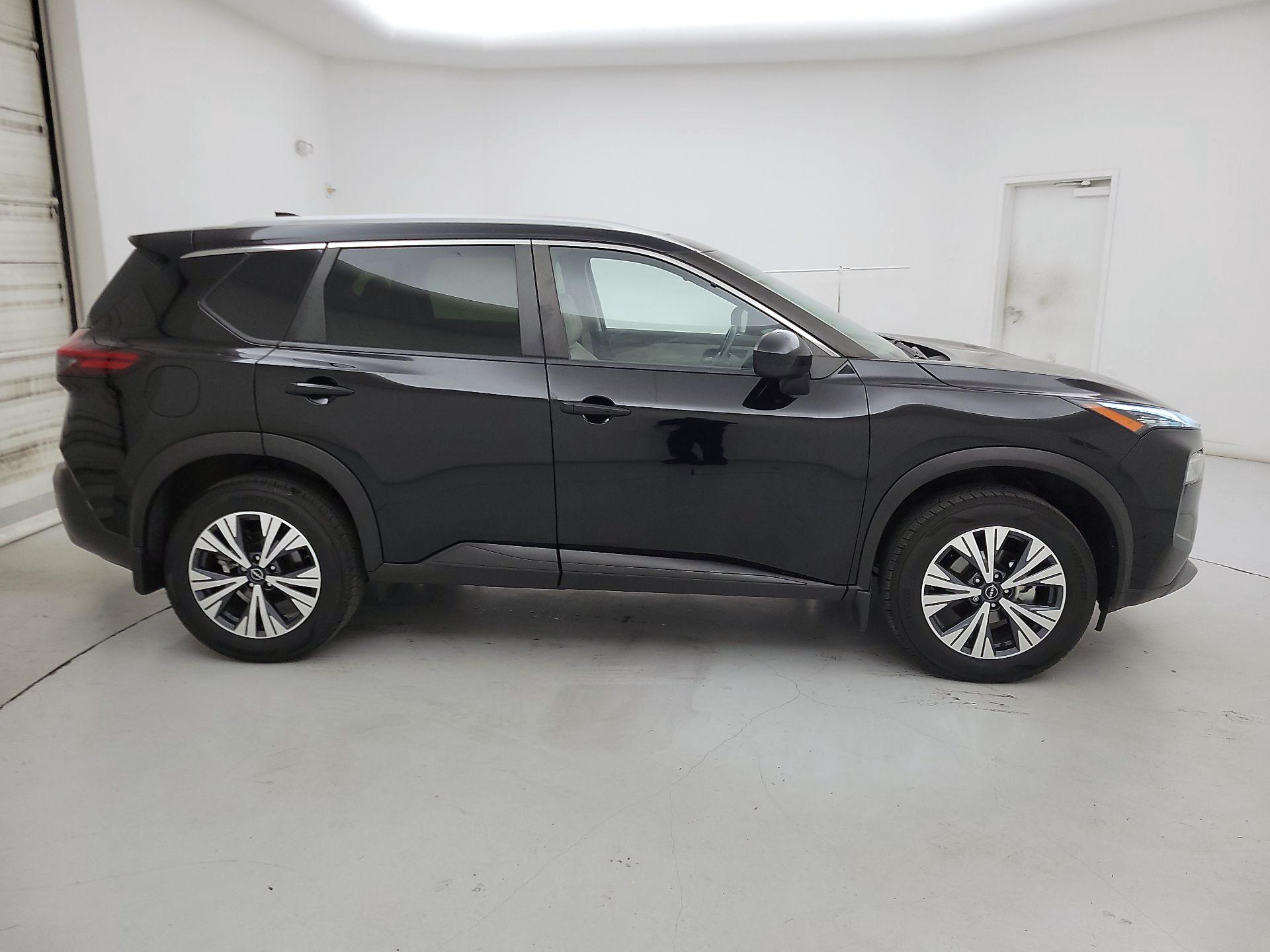 Thumbnail: 2023 Nissan Rogue - 4