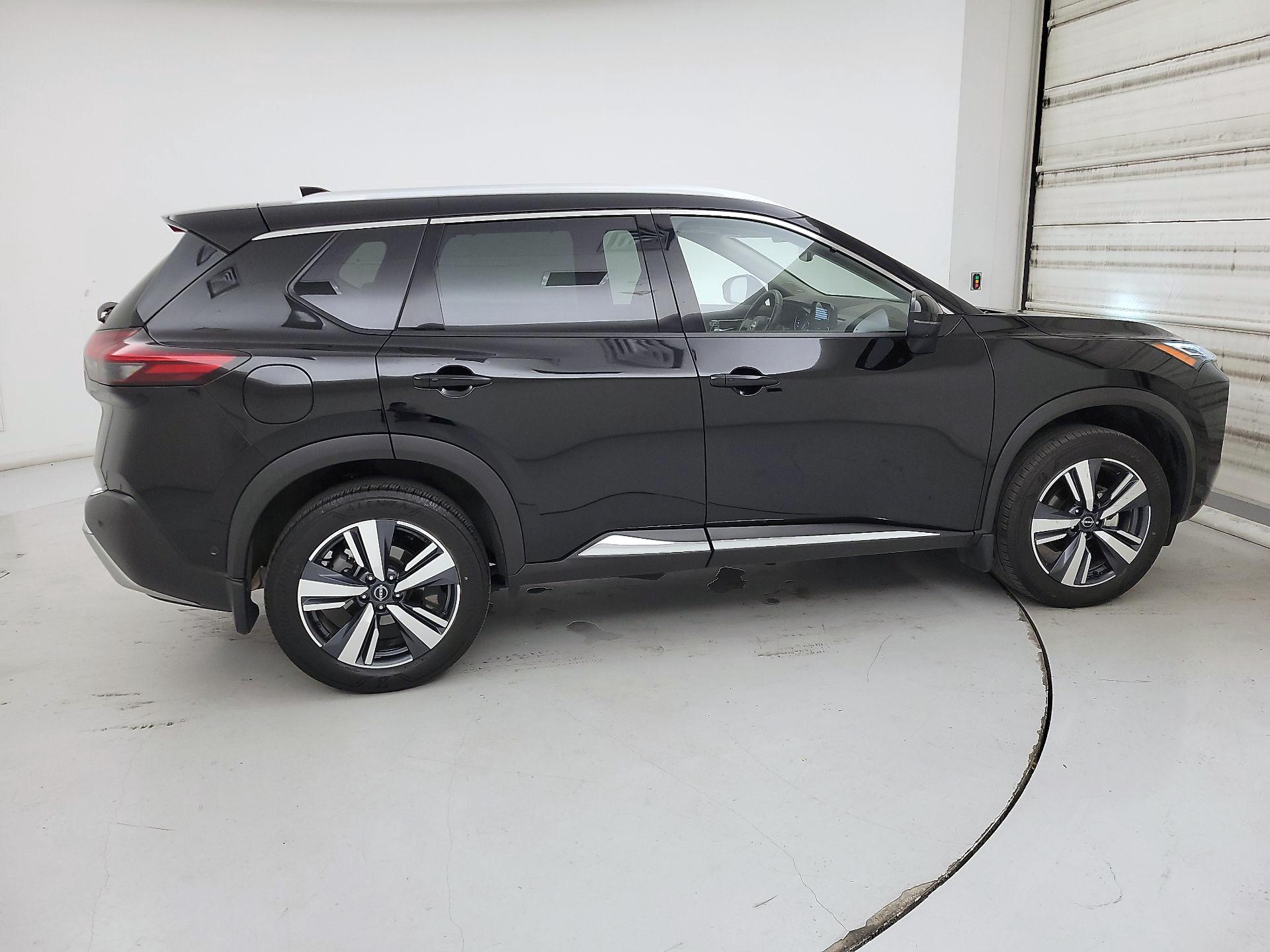 Thumbnail: 2023 Nissan Rogue - 4