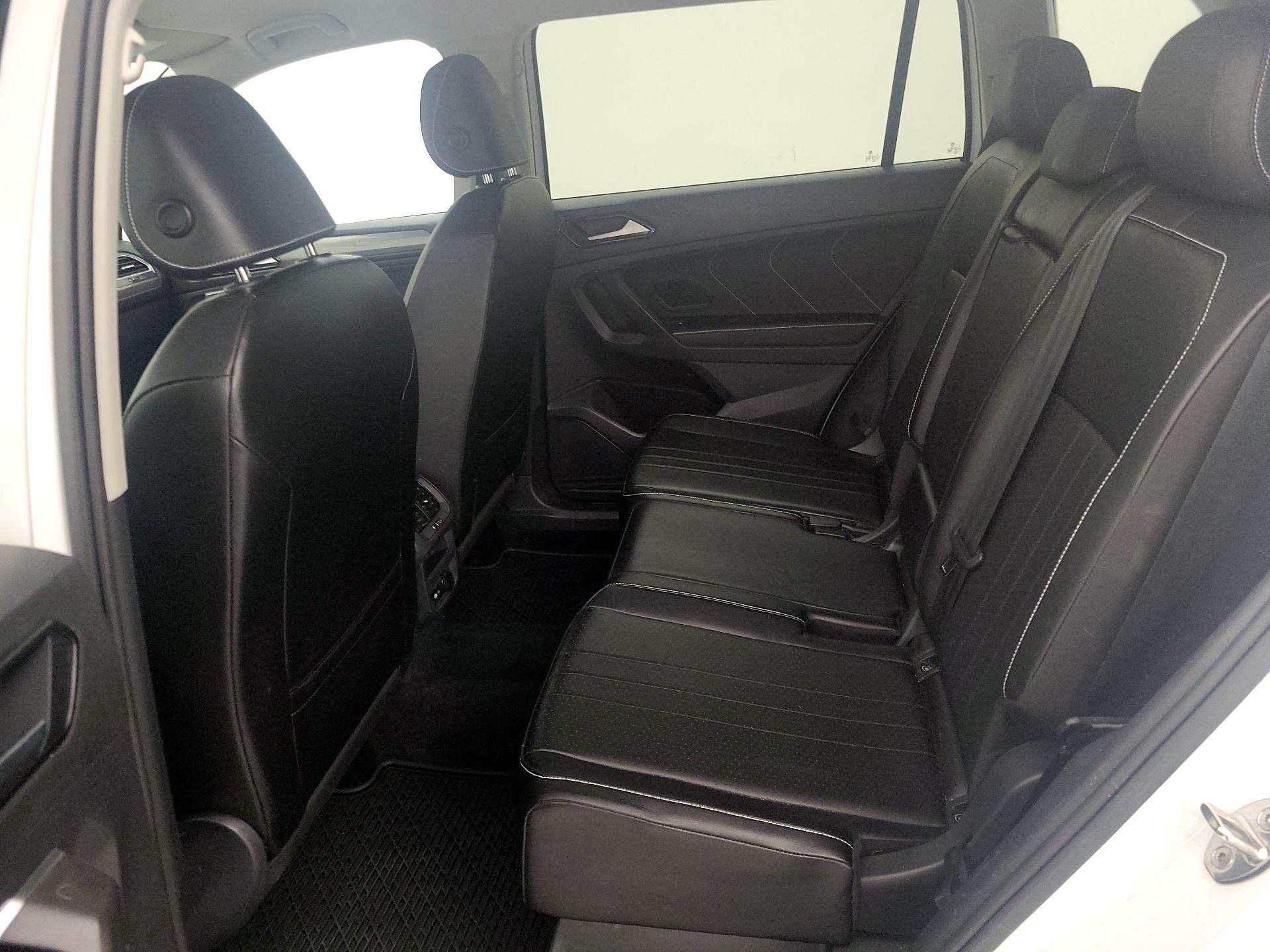 Thumbnail: 2022 Volkswagen Tiguan - 19