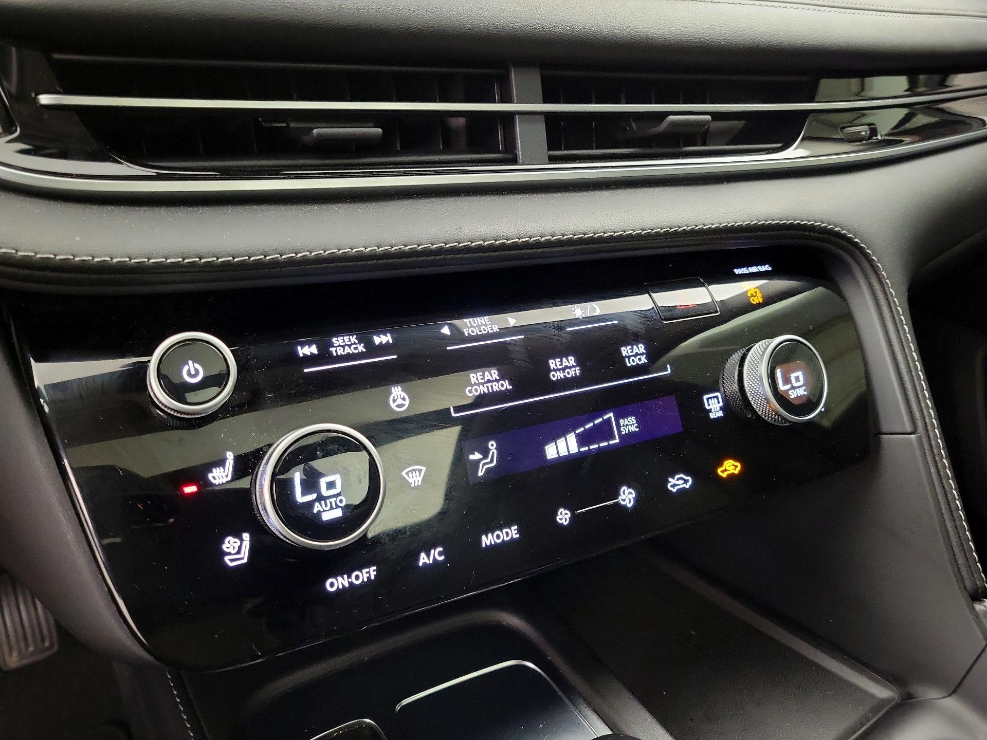 Thumbnail: 2023 INFINITI QX60 - 17