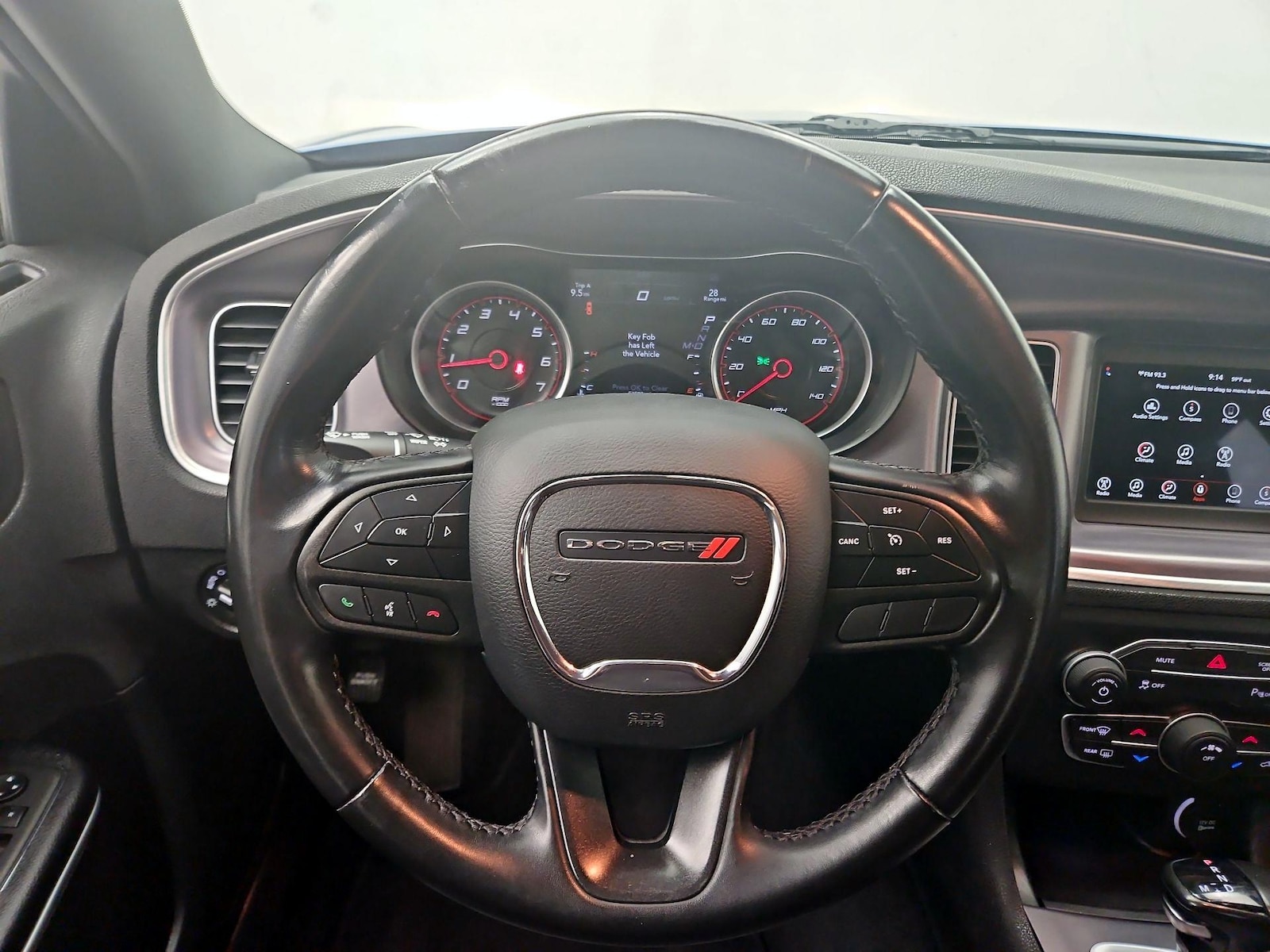 2022 Dodge Charger SXT - Photo 11