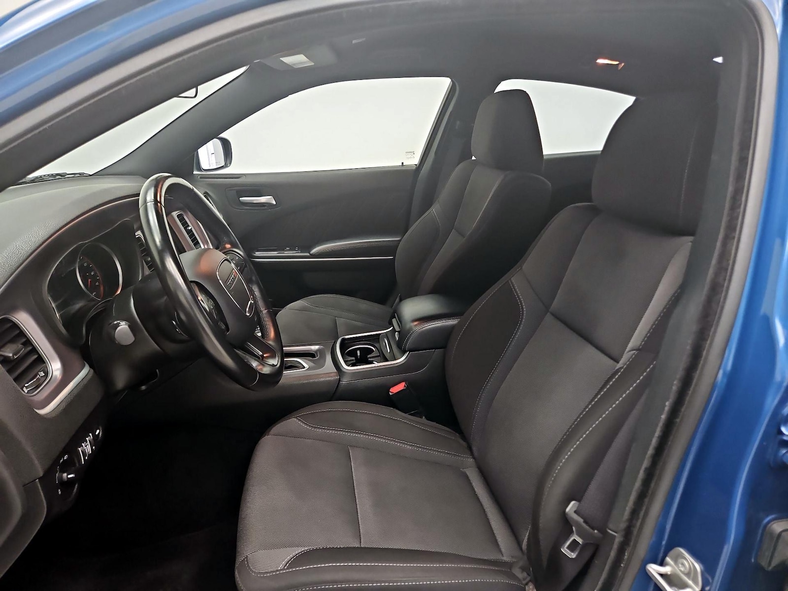 2022 Dodge Charger SXT - Photo 12