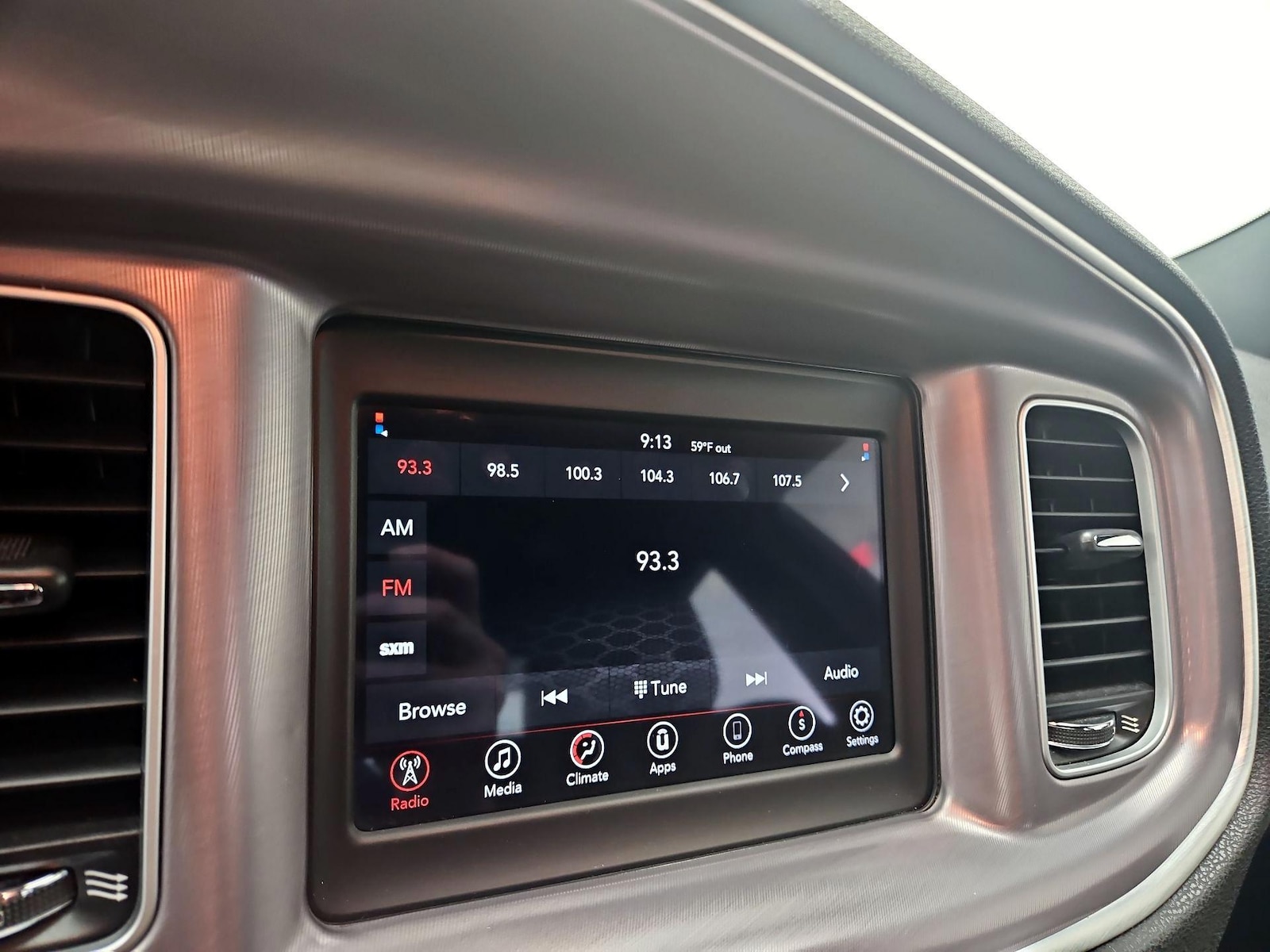 2022 Dodge Charger SXT - Photo 16