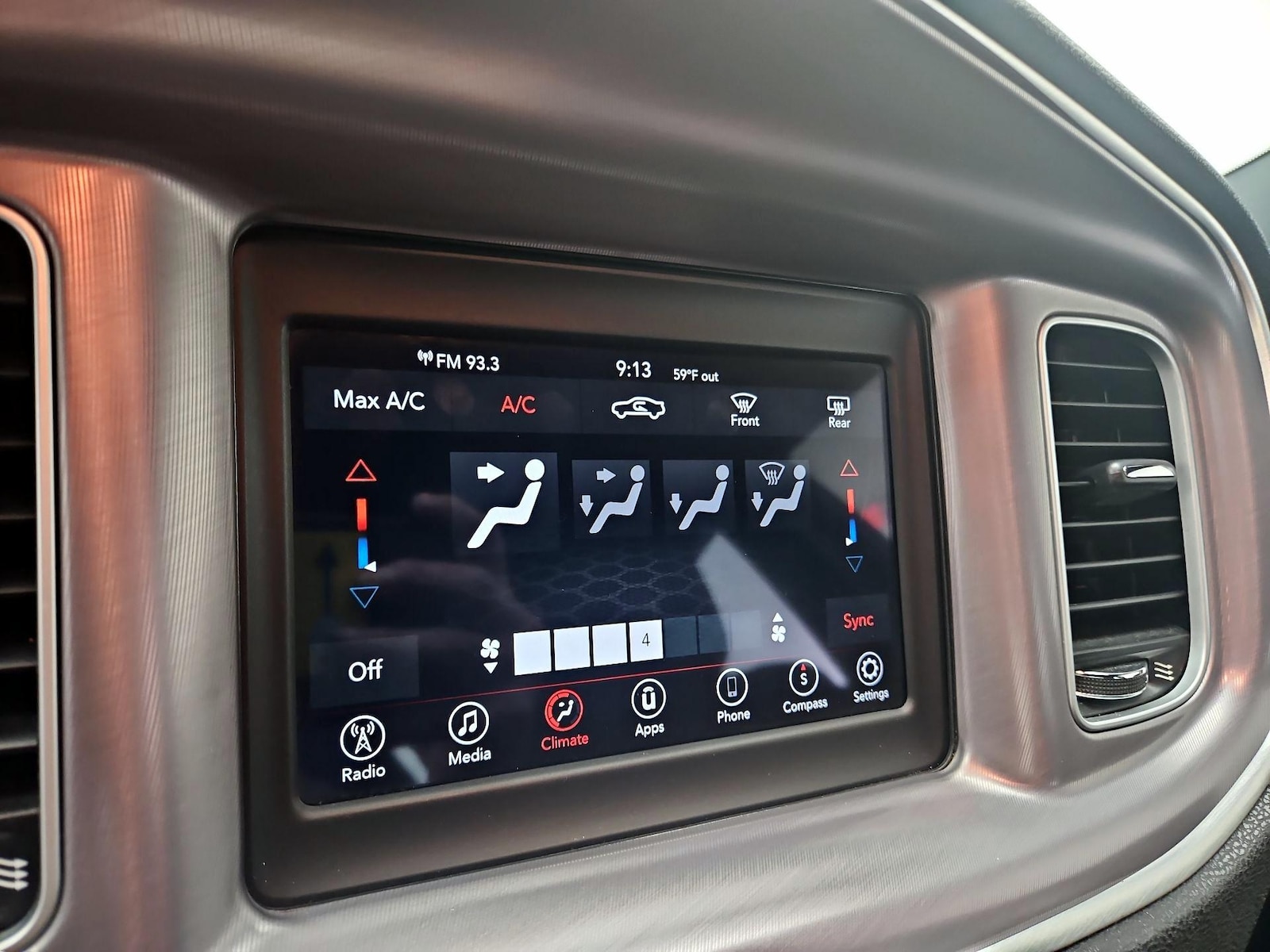 2022 Dodge Charger SXT - Photo 17