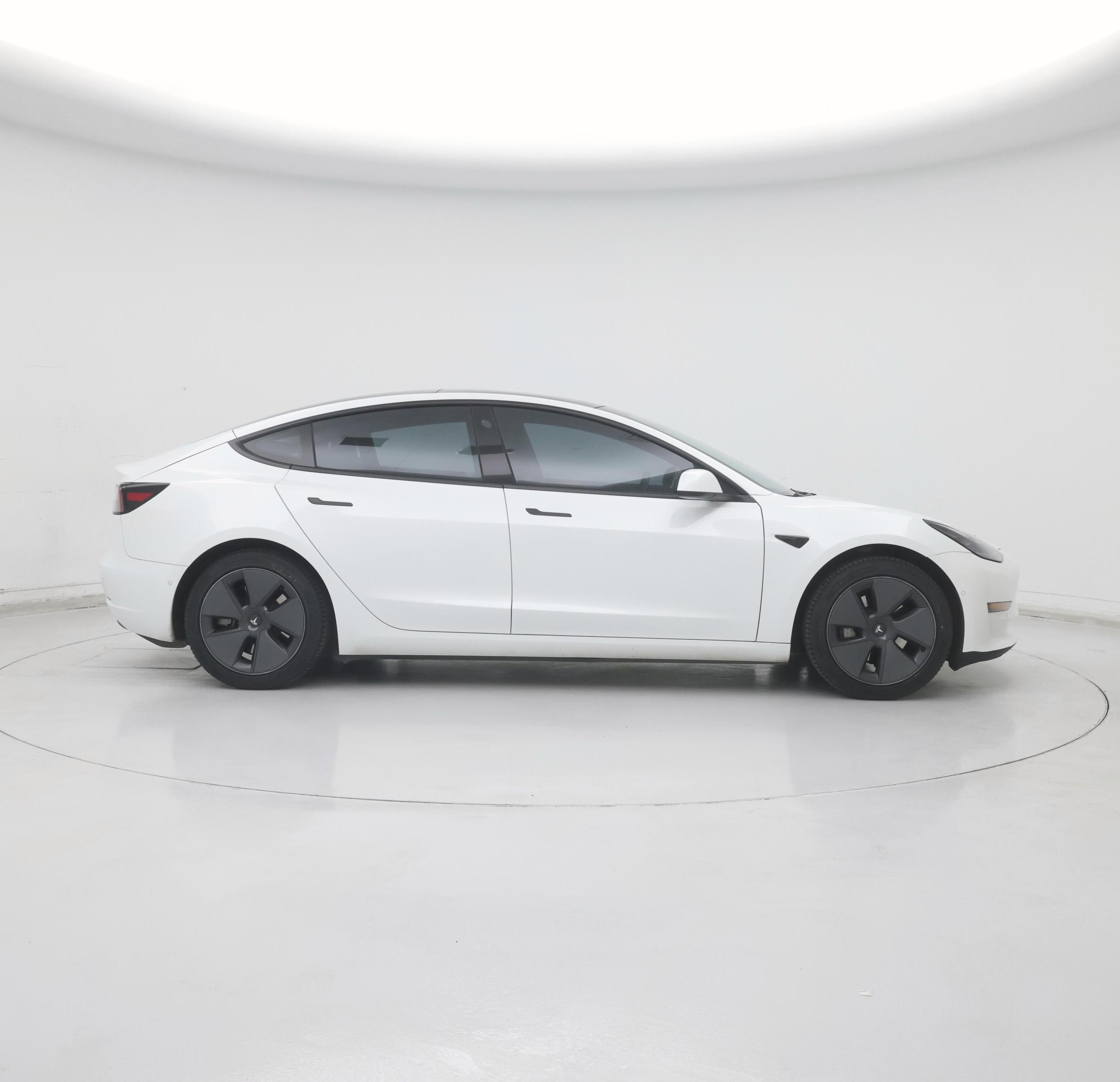 Thumbnail: 2022 Tesla Model 3 - 7
