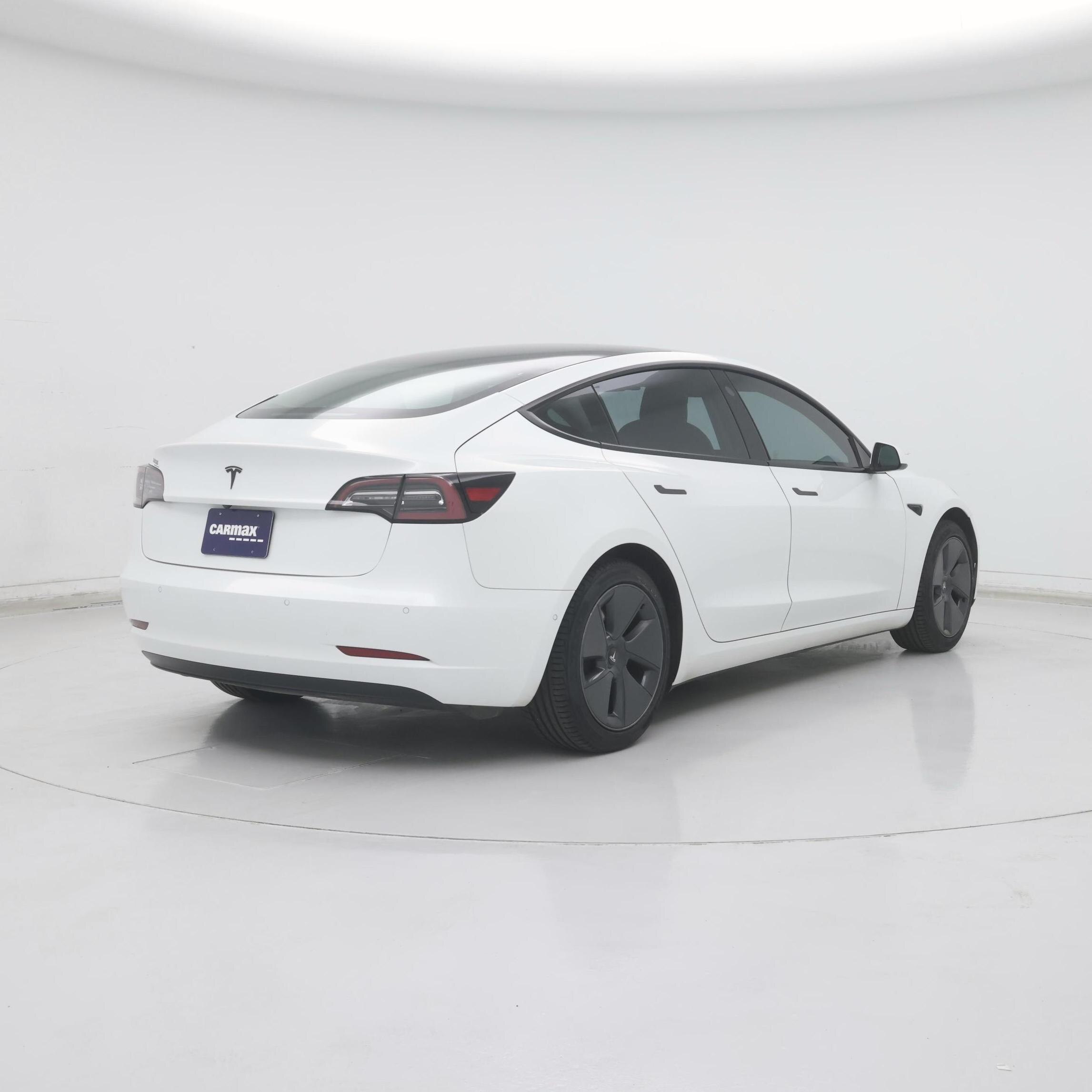 Thumbnail: 2022 Tesla Model 3 - 8