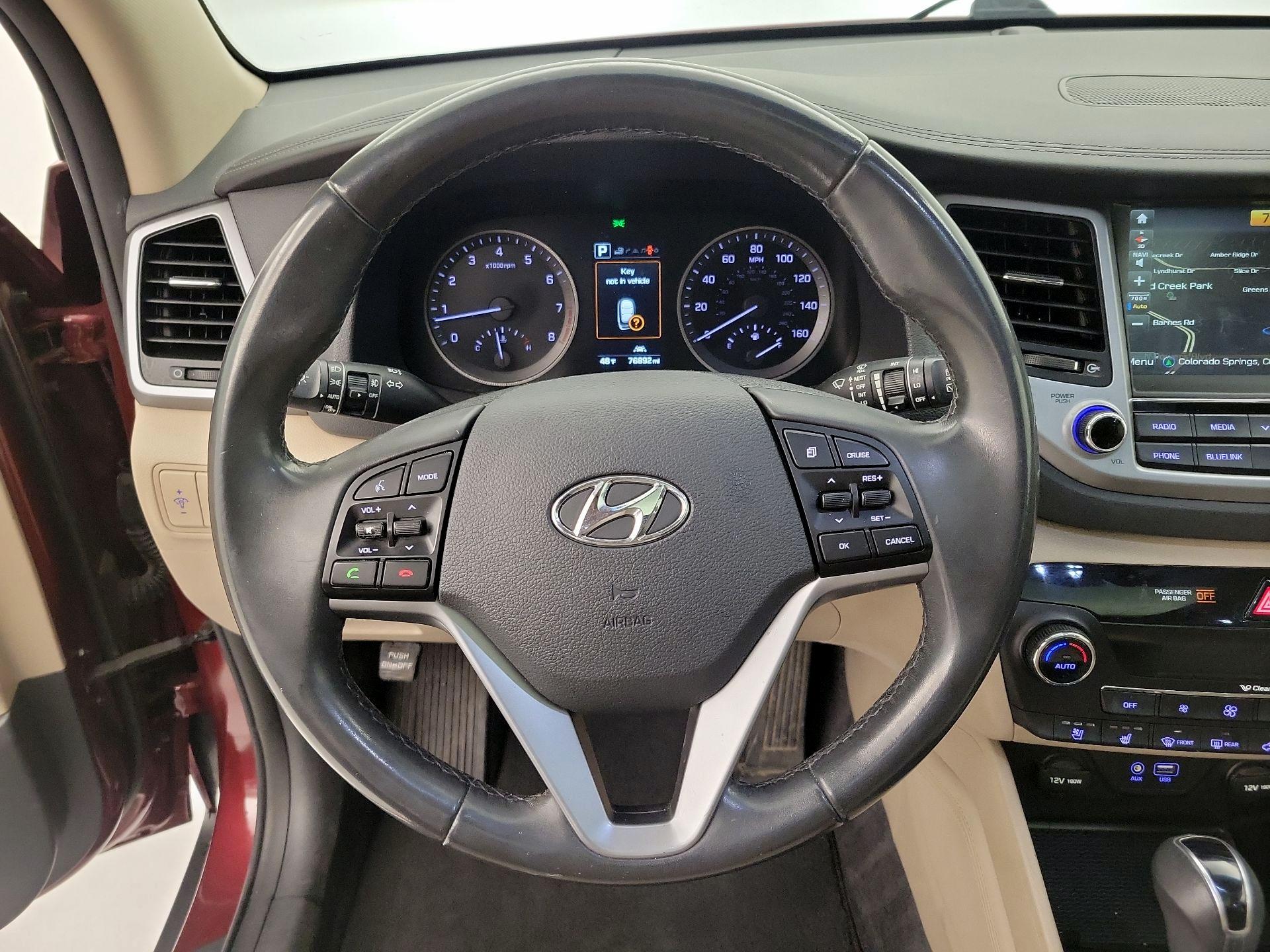 Thumbnail: 2016 Hyundai Tucson - 10