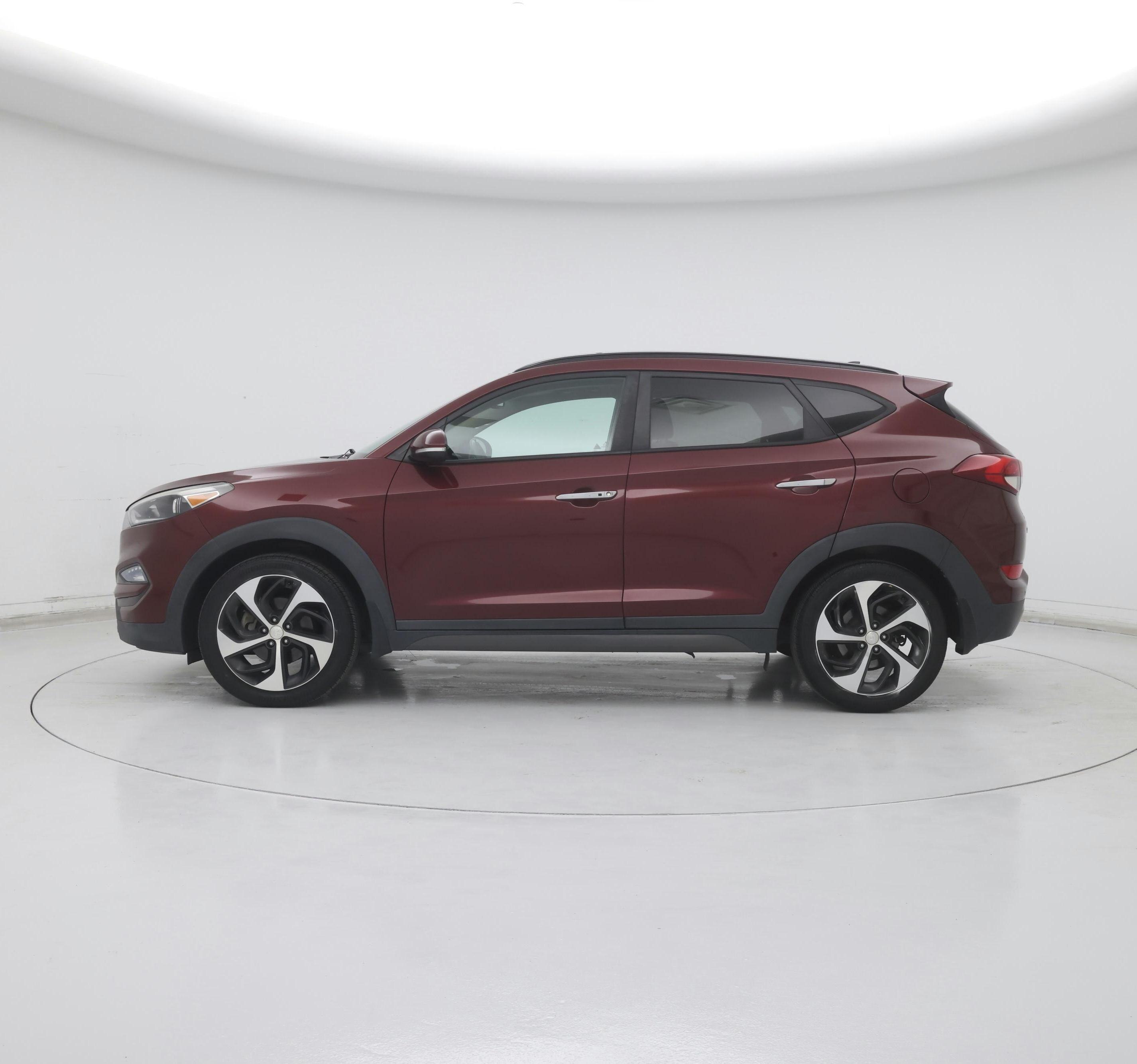 Thumbnail: 2016 Hyundai Tucson - 3