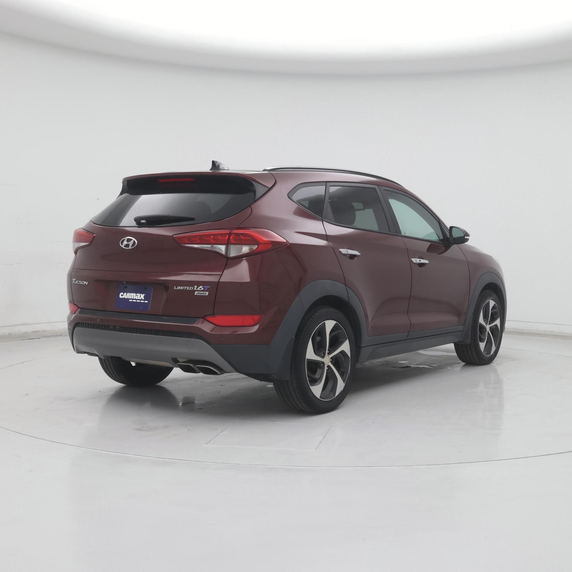 Thumbnail: 2016 Hyundai Tucson - 8