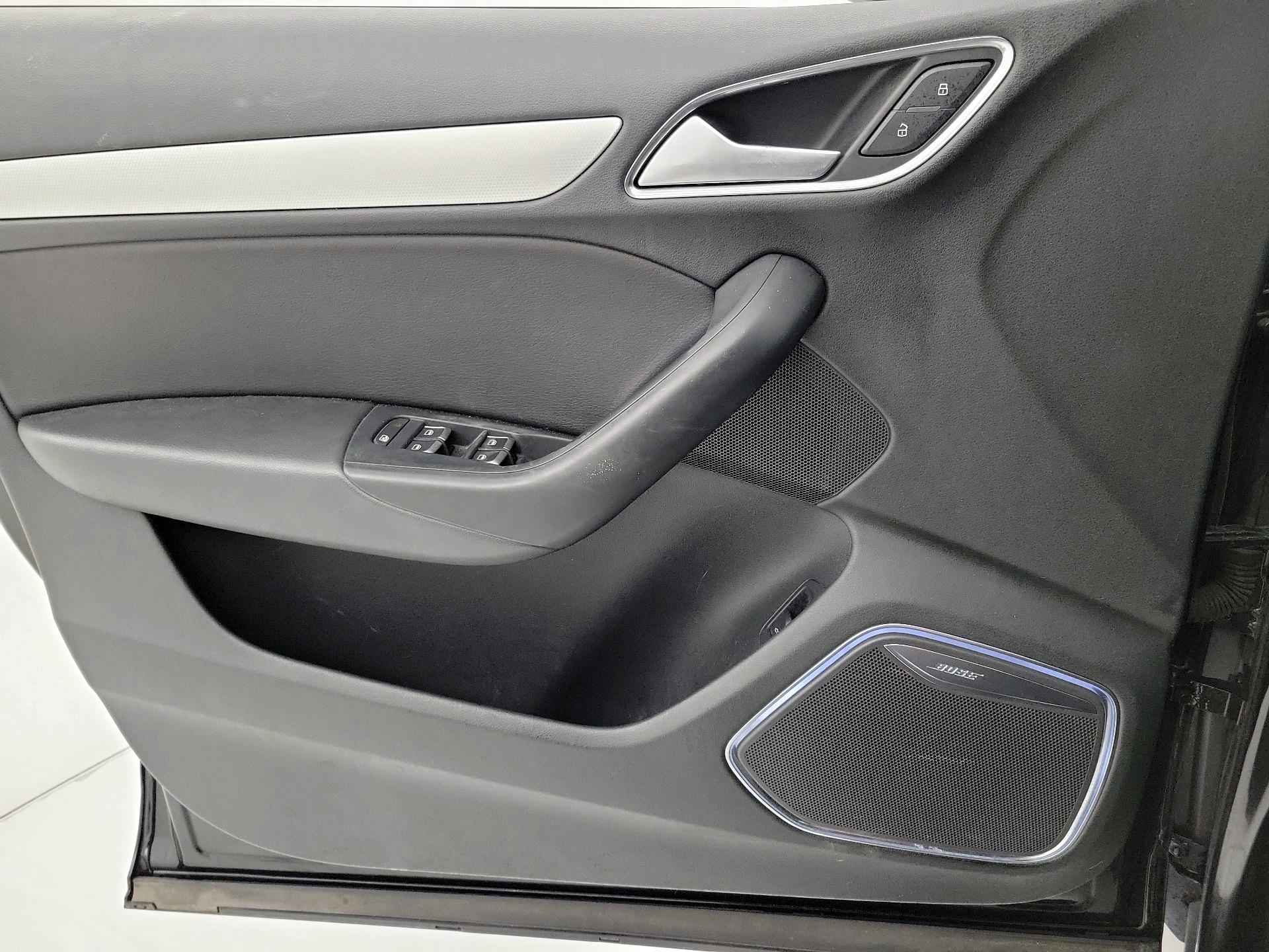 Thumbnail: 2017 Audi Q3 - 12