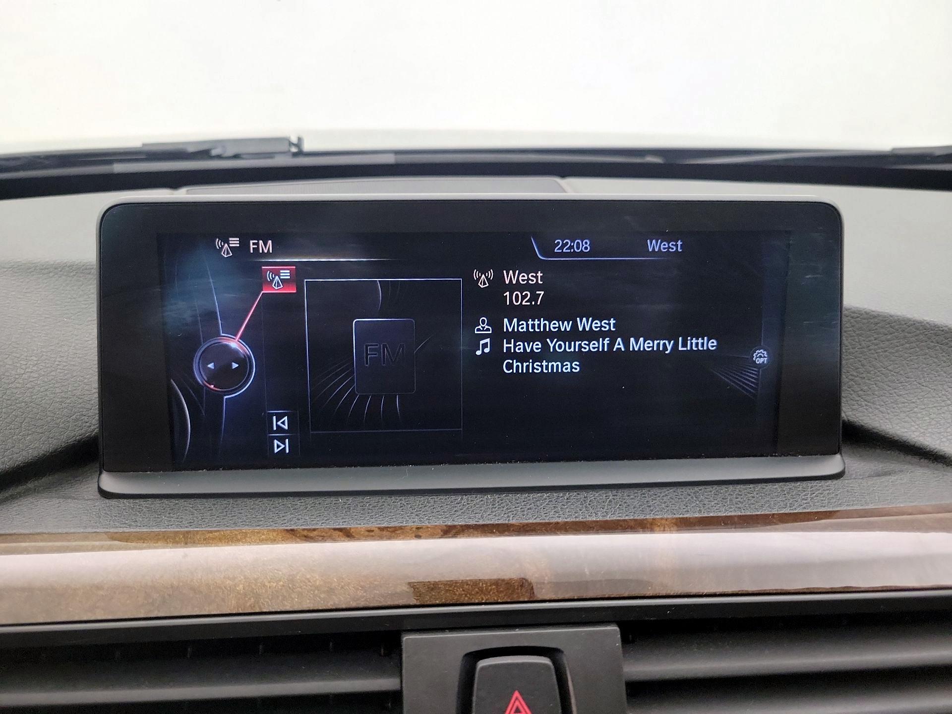 Thumbnail: 2015 BMW 3 Series - 16