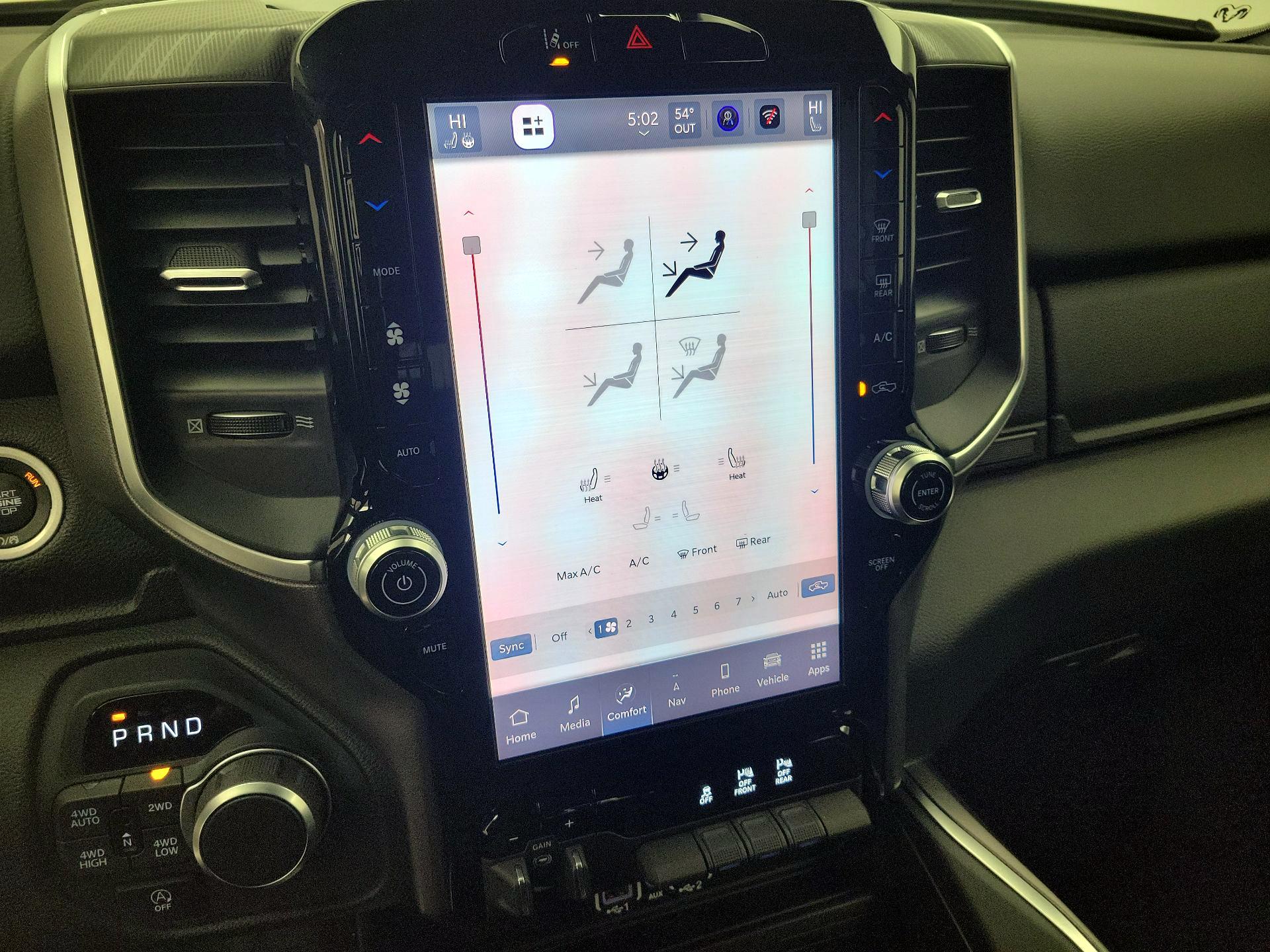 Thumbnail: 2025 RAM 1500 - 17