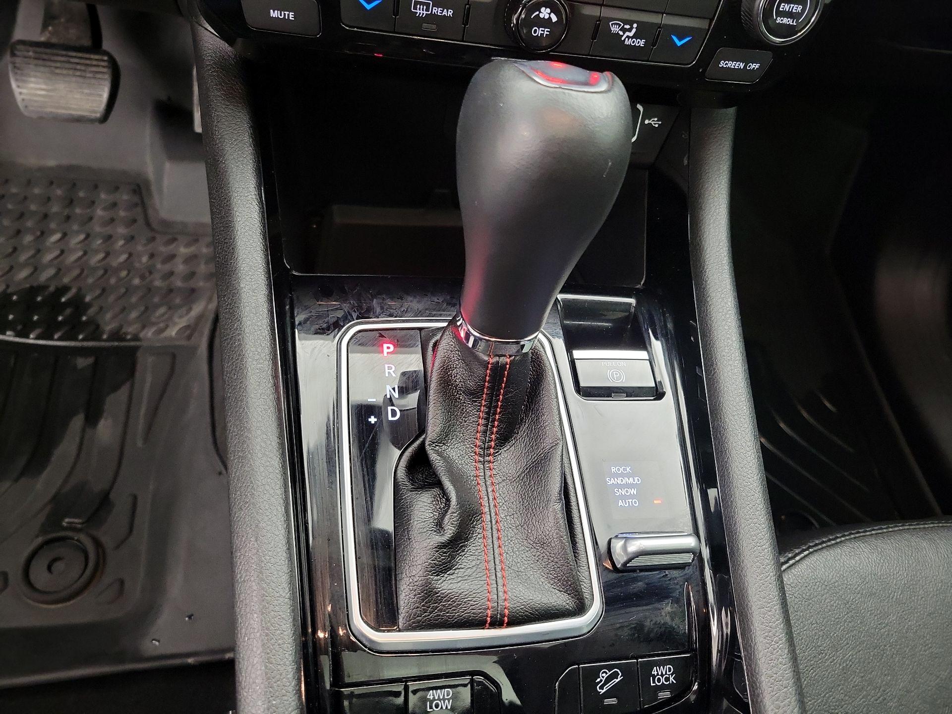 Thumbnail: 2023 Jeep Compass - 17