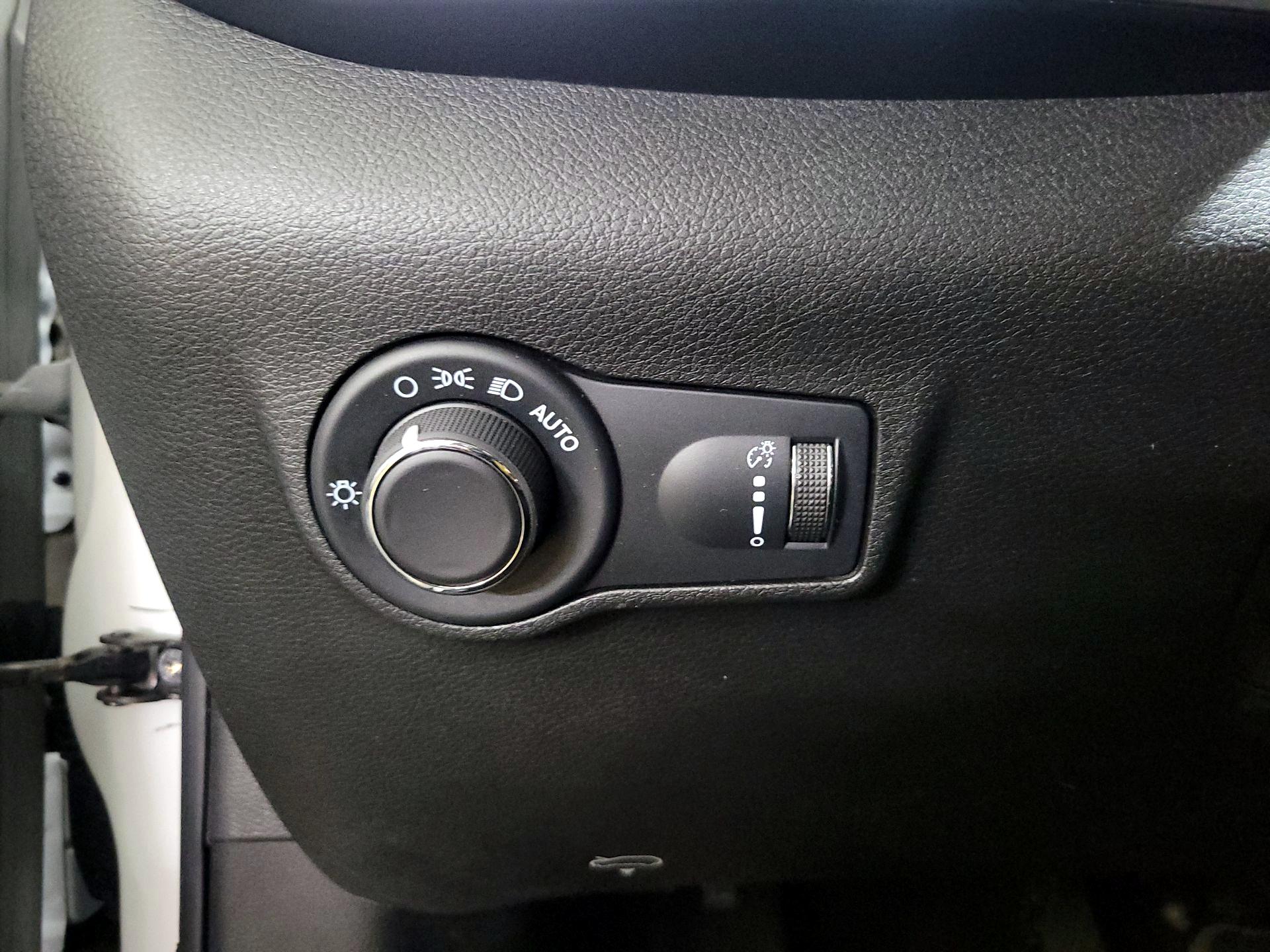 Thumbnail: 2023 Jeep Compass - 13