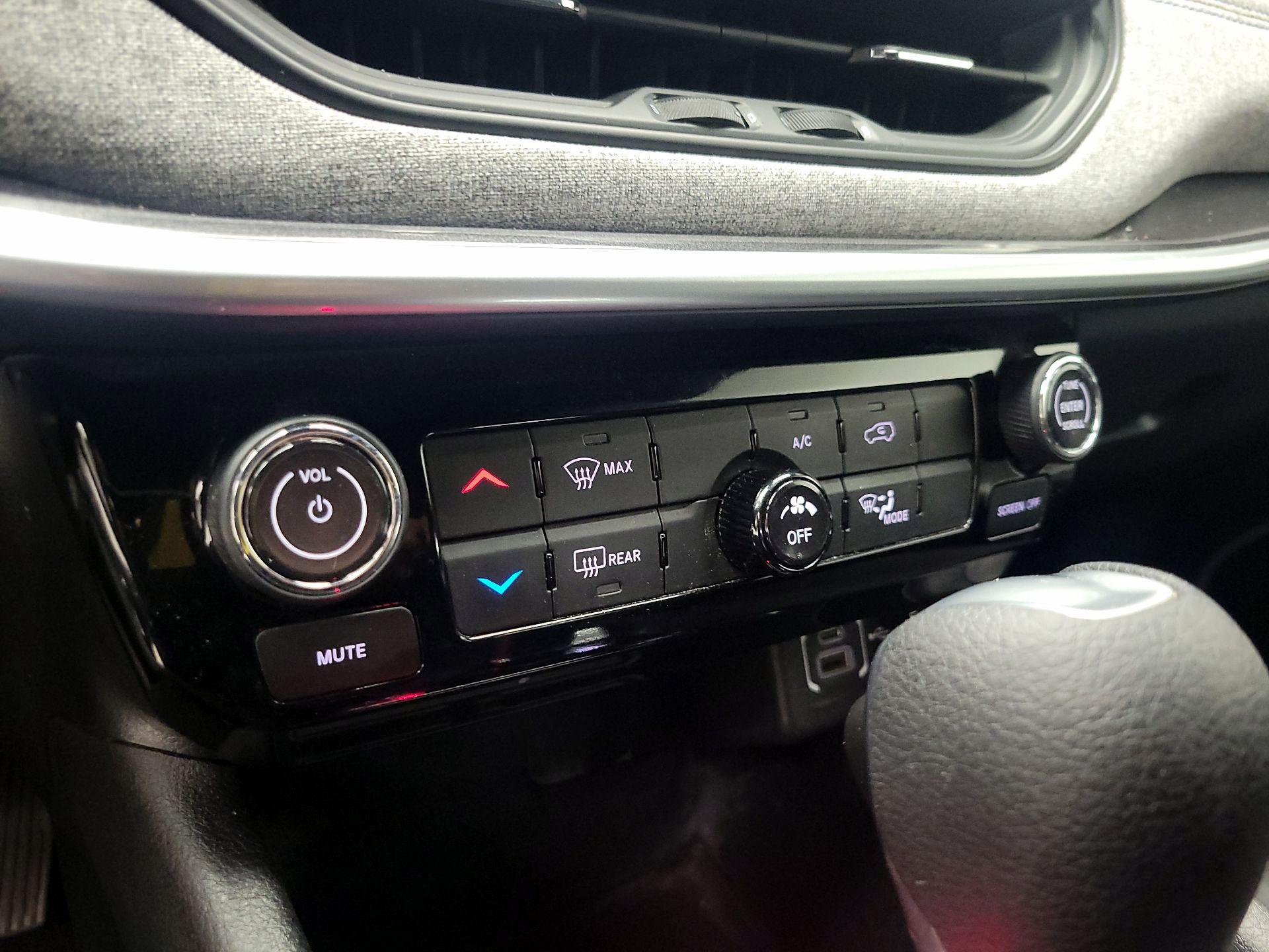 Thumbnail: 2023 Jeep Compass - 16