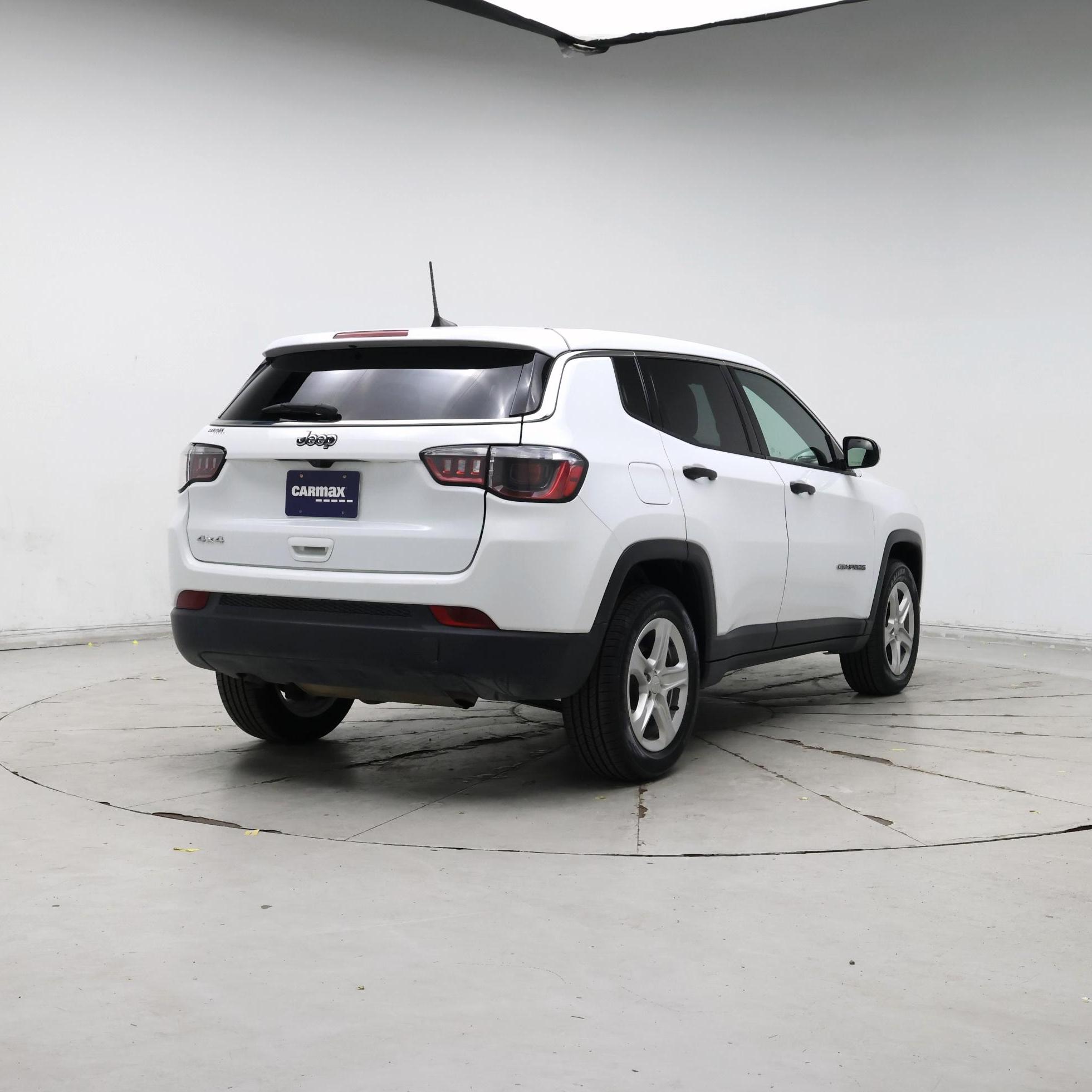 Thumbnail: 2023 Jeep Compass - 8