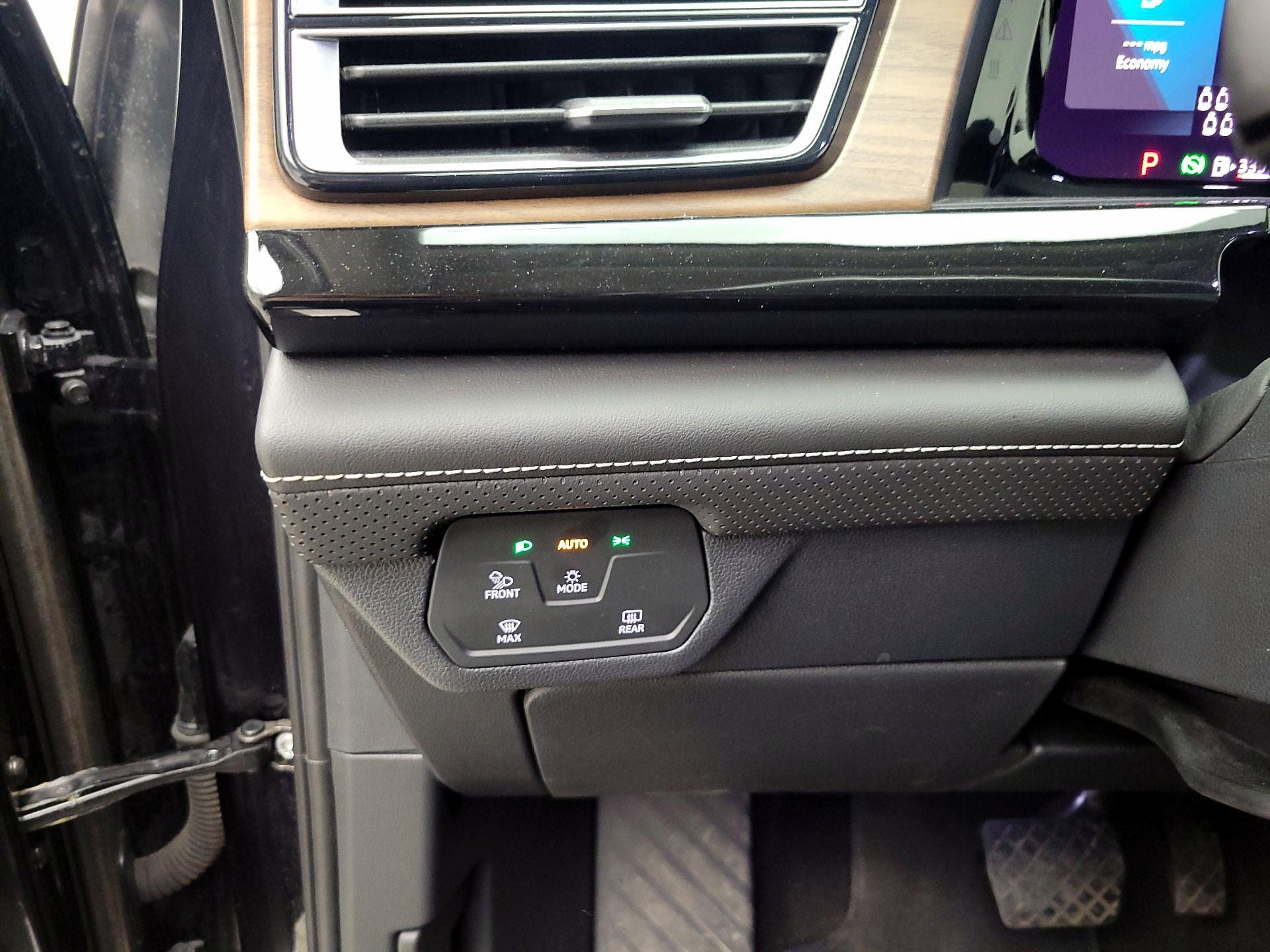 Thumbnail: 2025 Volkswagen Atlas - 13