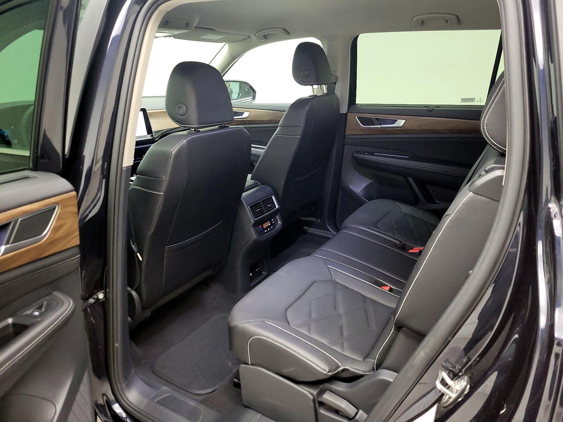 Thumbnail: 2025 Volkswagen Atlas - 20