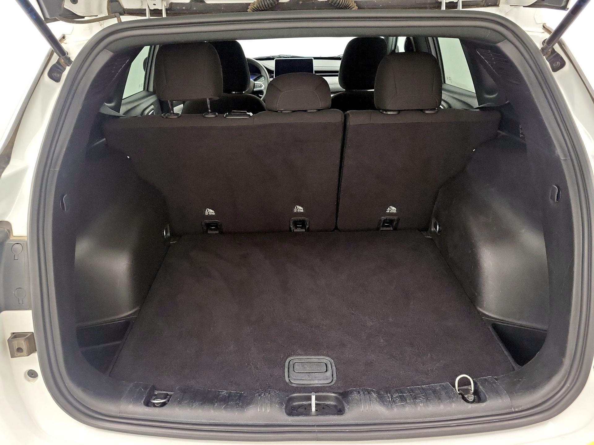 Thumbnail: 2023 Jeep Compass - 20