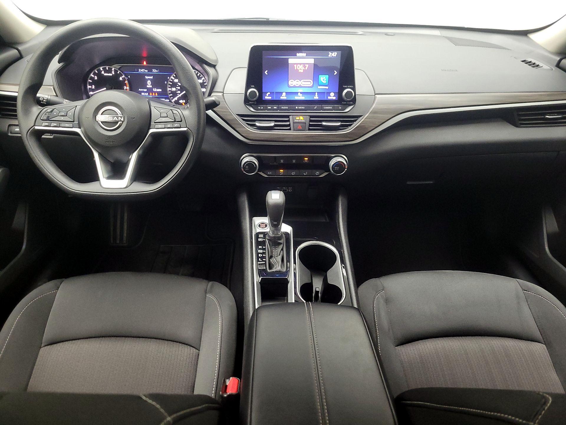 Thumbnail: 2024 Nissan Altima - 9