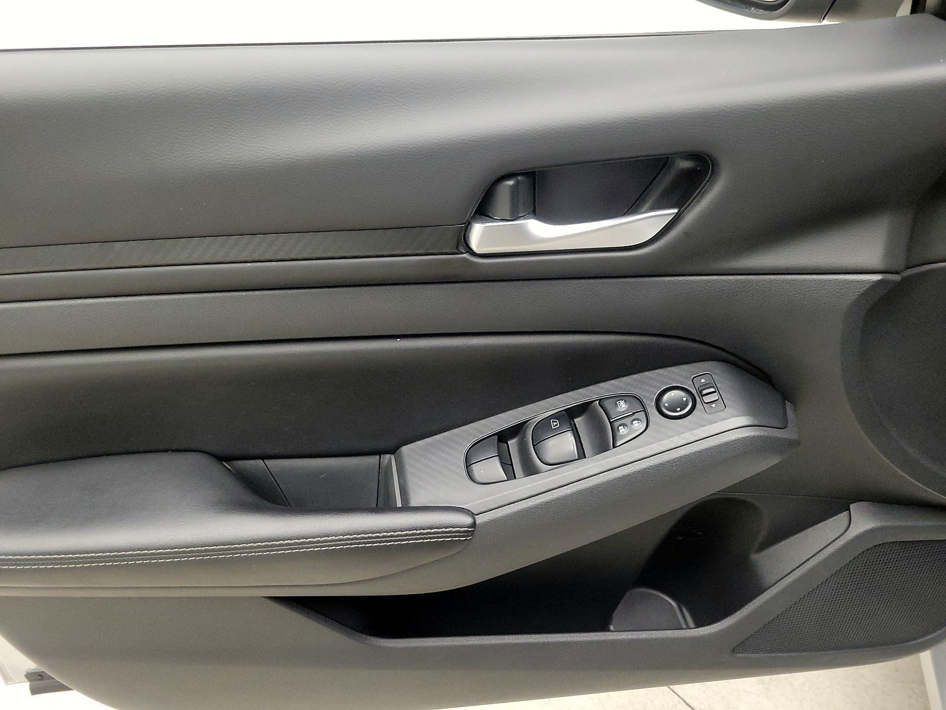 Thumbnail: 2024 Nissan Altima - 12