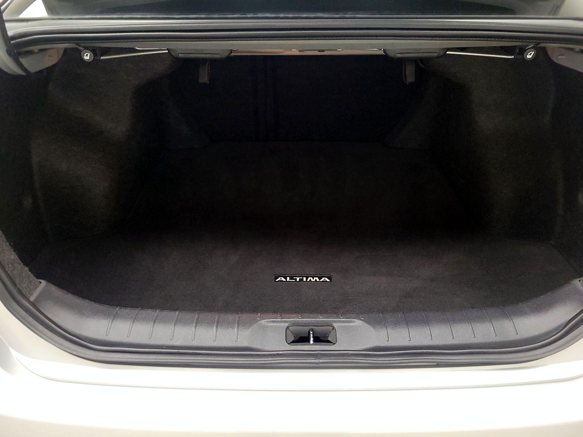 Thumbnail: 2024 Nissan Altima - 20